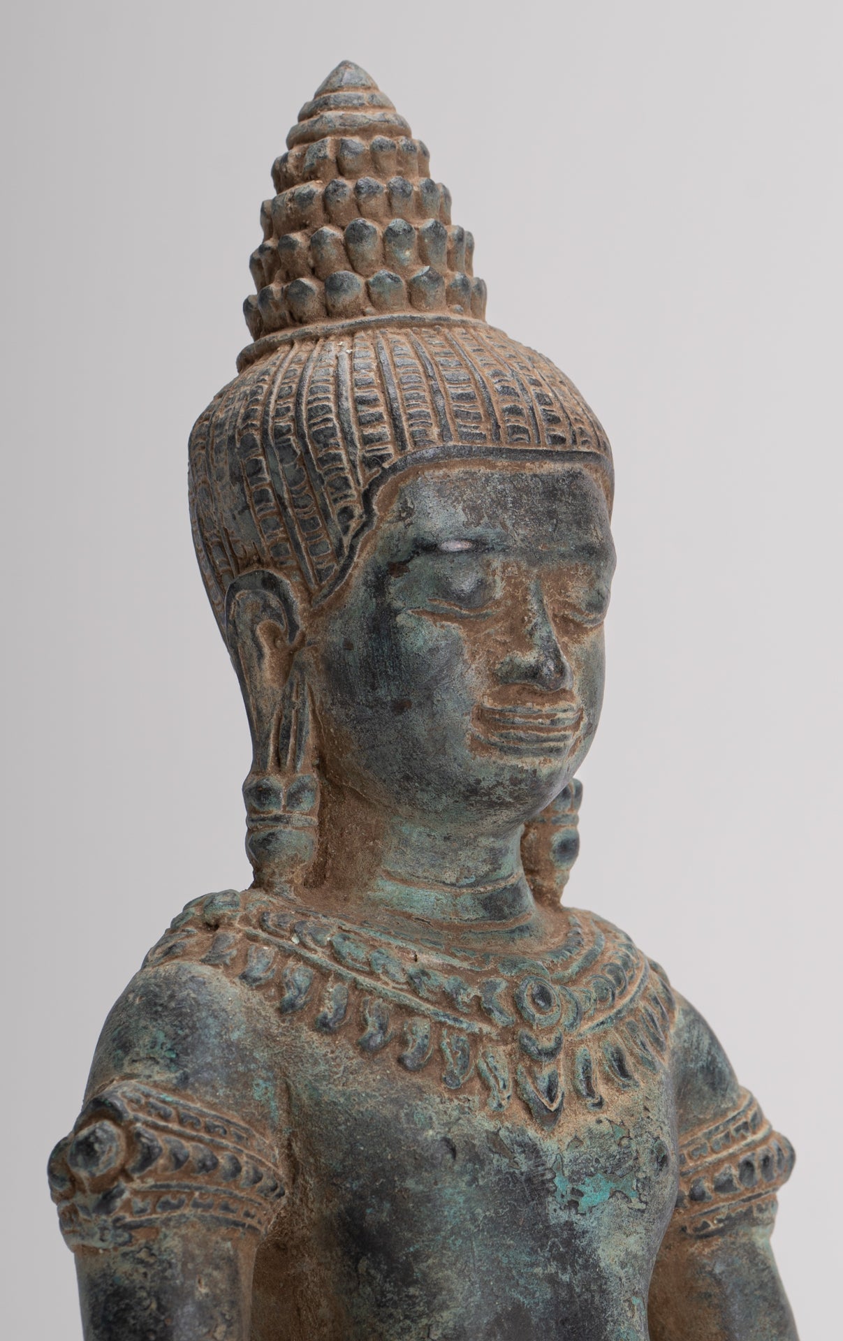Buddha Statue - Antique Khmer Style Bronze Seated Meditation Bayon Buddha Statue - 22cm/9"