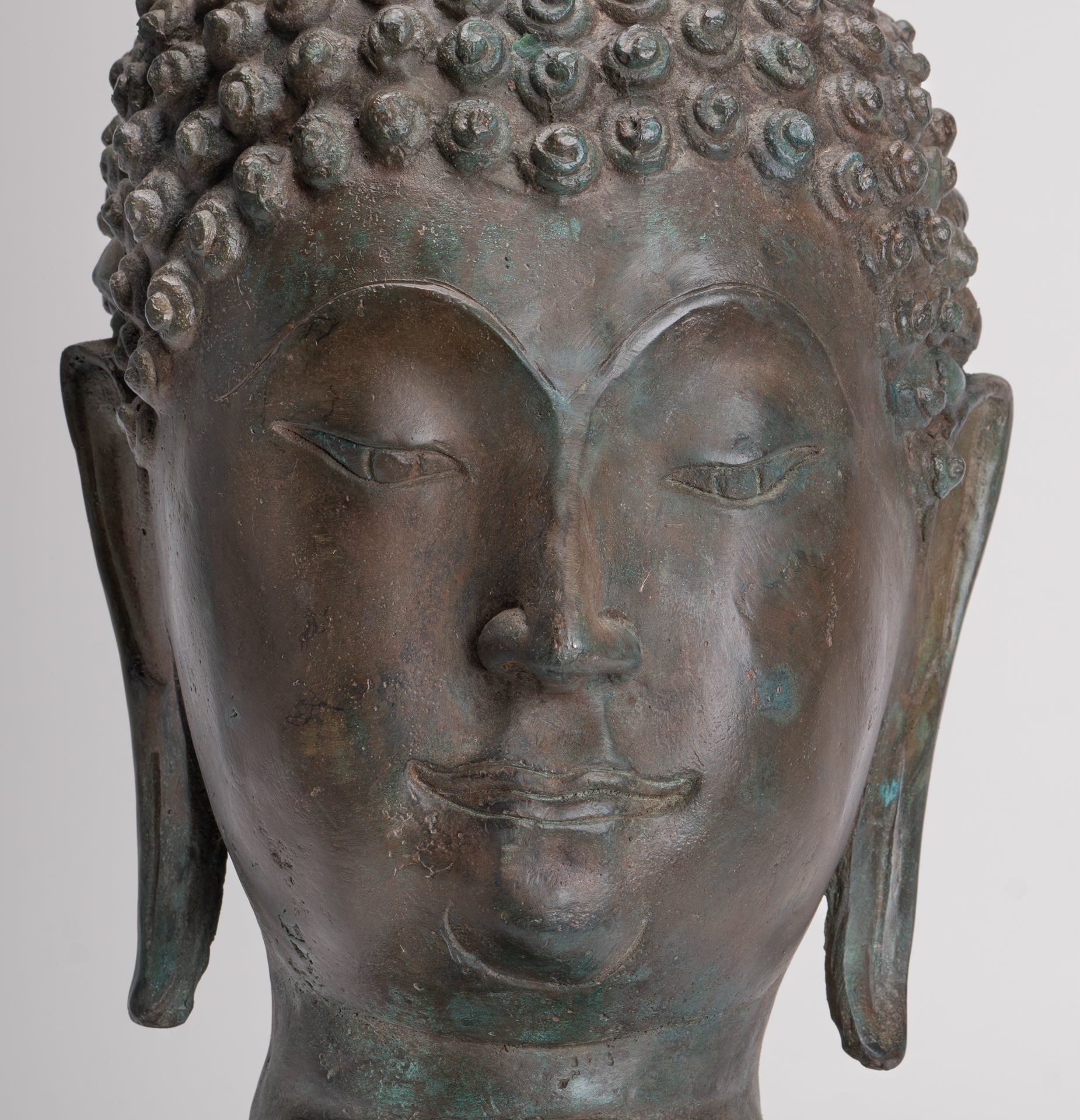 Buddha Head - Antique Thai Style Sukhothai Mounted Bronze Buddha Head - 49cm/20"
