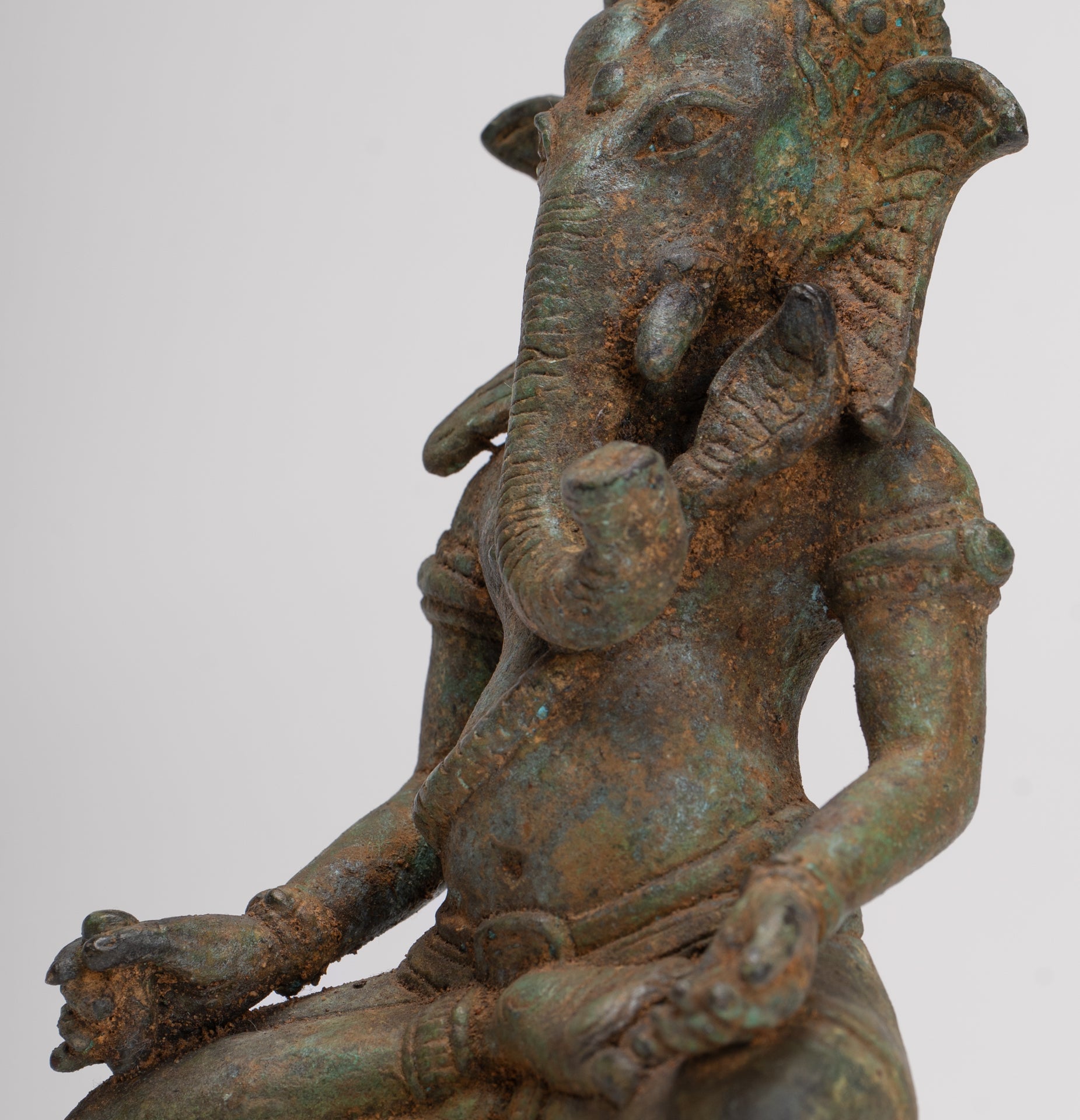 Ganesha Statue - Antique Thai Style Bronze Seated Ganesh Statue - 17.5cm/7"