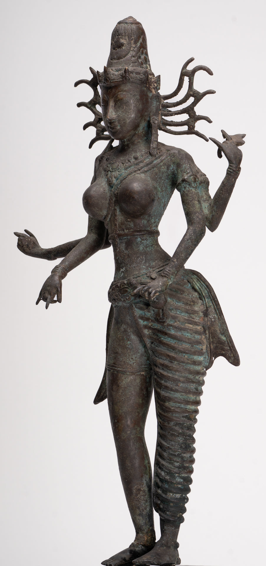 Statue Parvati – Statue Parvati javanaise en bronze de style indonésien antique 58 cm/23"