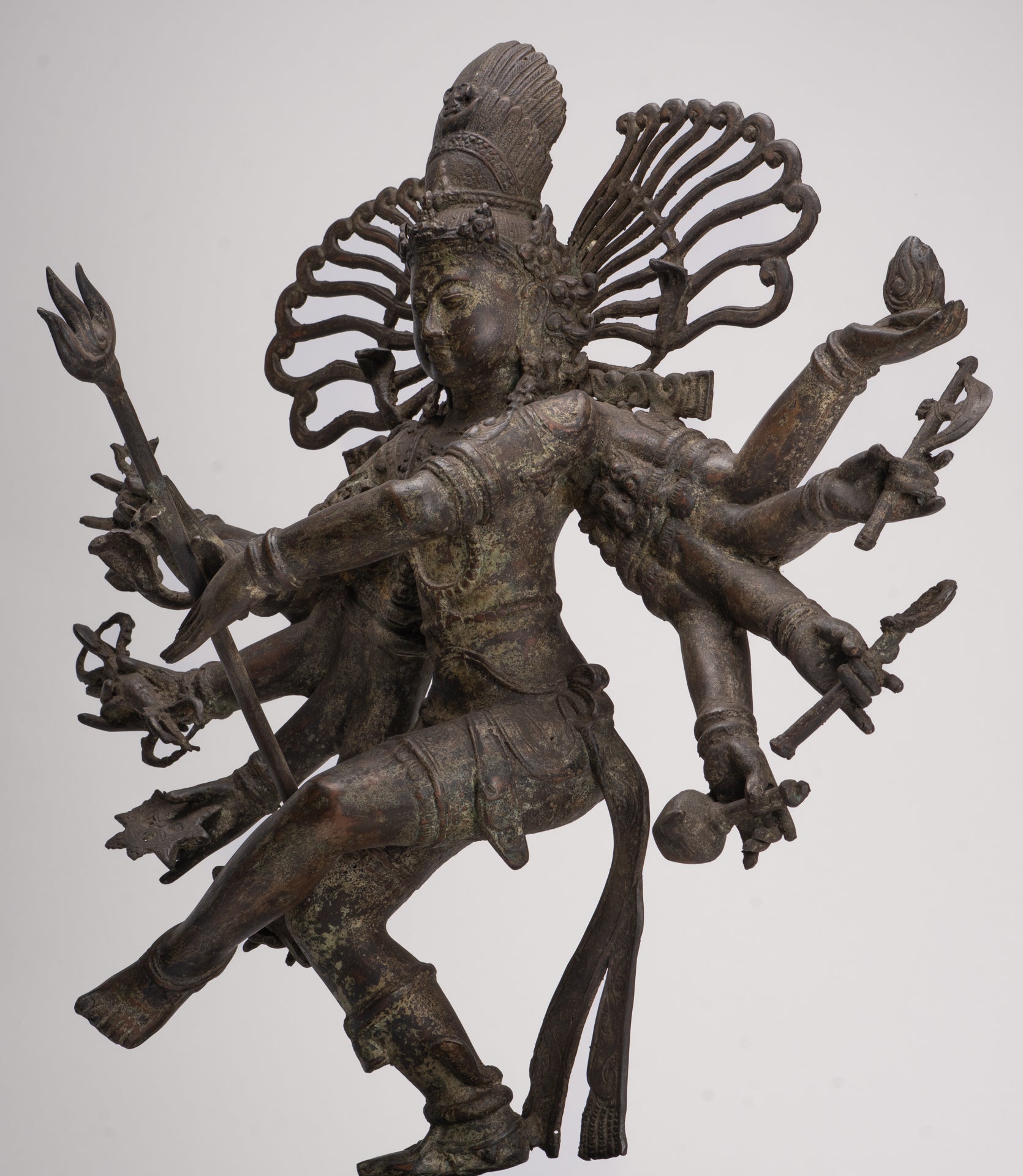 Estatua antigua de Shiva danzante de bronce de estilo javanés como Lord Nataraja - 34,5 cm (14 ") de alto
