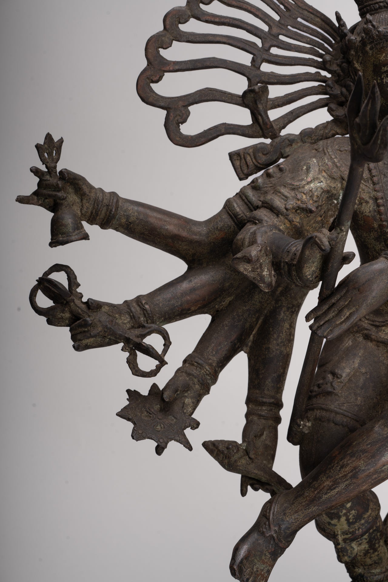 Estatua antigua de Shiva danzante de bronce de estilo javanés como Lord Nataraja - 34,5 cm (14 ") de alto