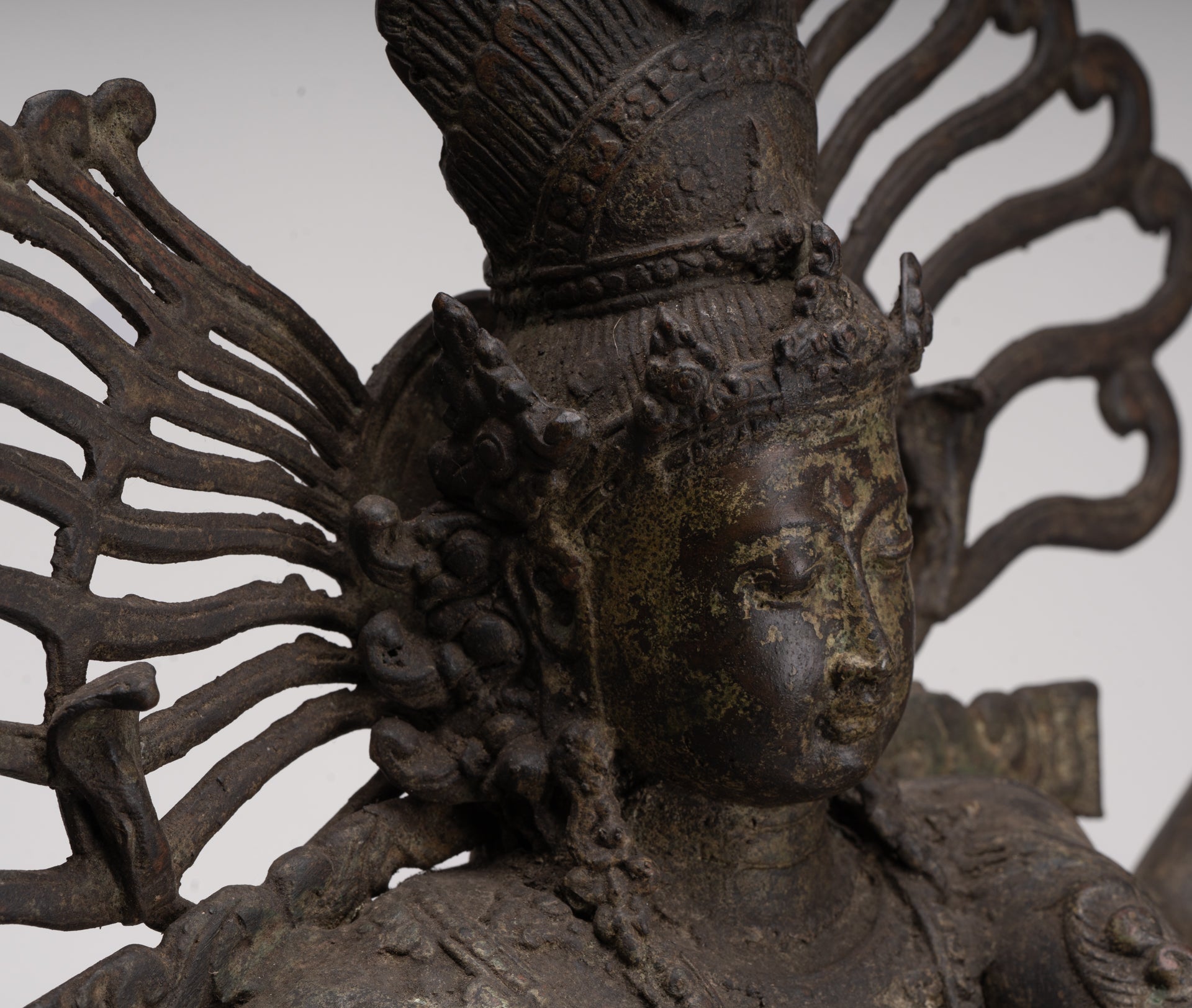 Estatua antigua de Shiva danzante de bronce de estilo javanés como Lord Nataraja - 34,5 cm (14 ") de alto