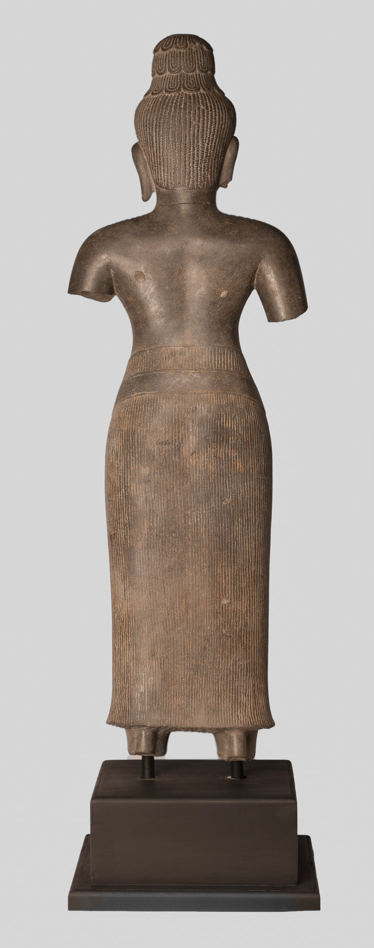 Statua della divinità - Antique Khmer Style Bantey Srei Stone Prajnaparamita Statua / Dea - 107cm / 43 "