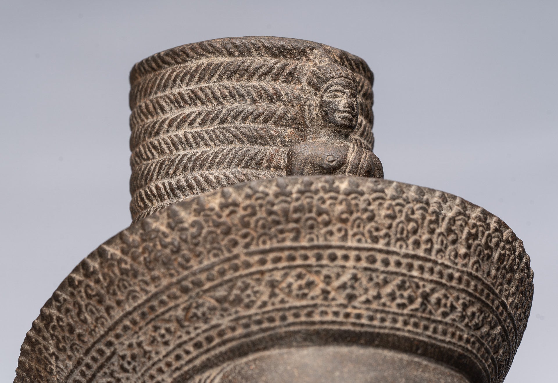 Antique Khmer Style Stone Koh Ker seduto Bodhisattva Avalokitesvara Statua - 62 cm/25 "