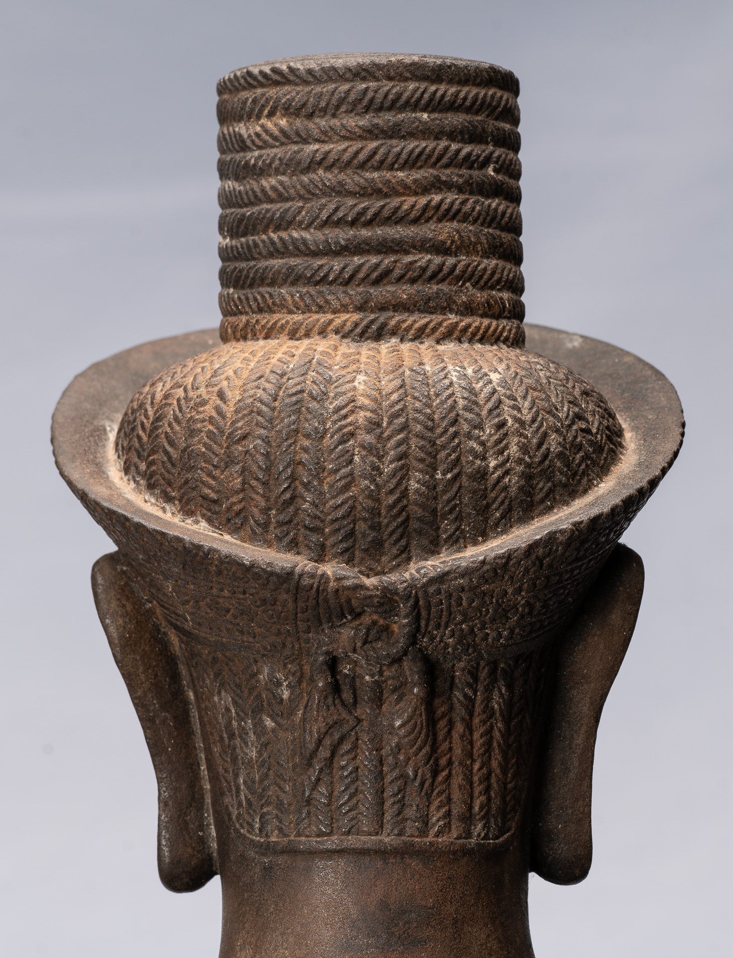 Antique Khmer Style Stone Koh Ker seduto Bodhisattva Avalokitesvara Statua - 62 cm/25 "