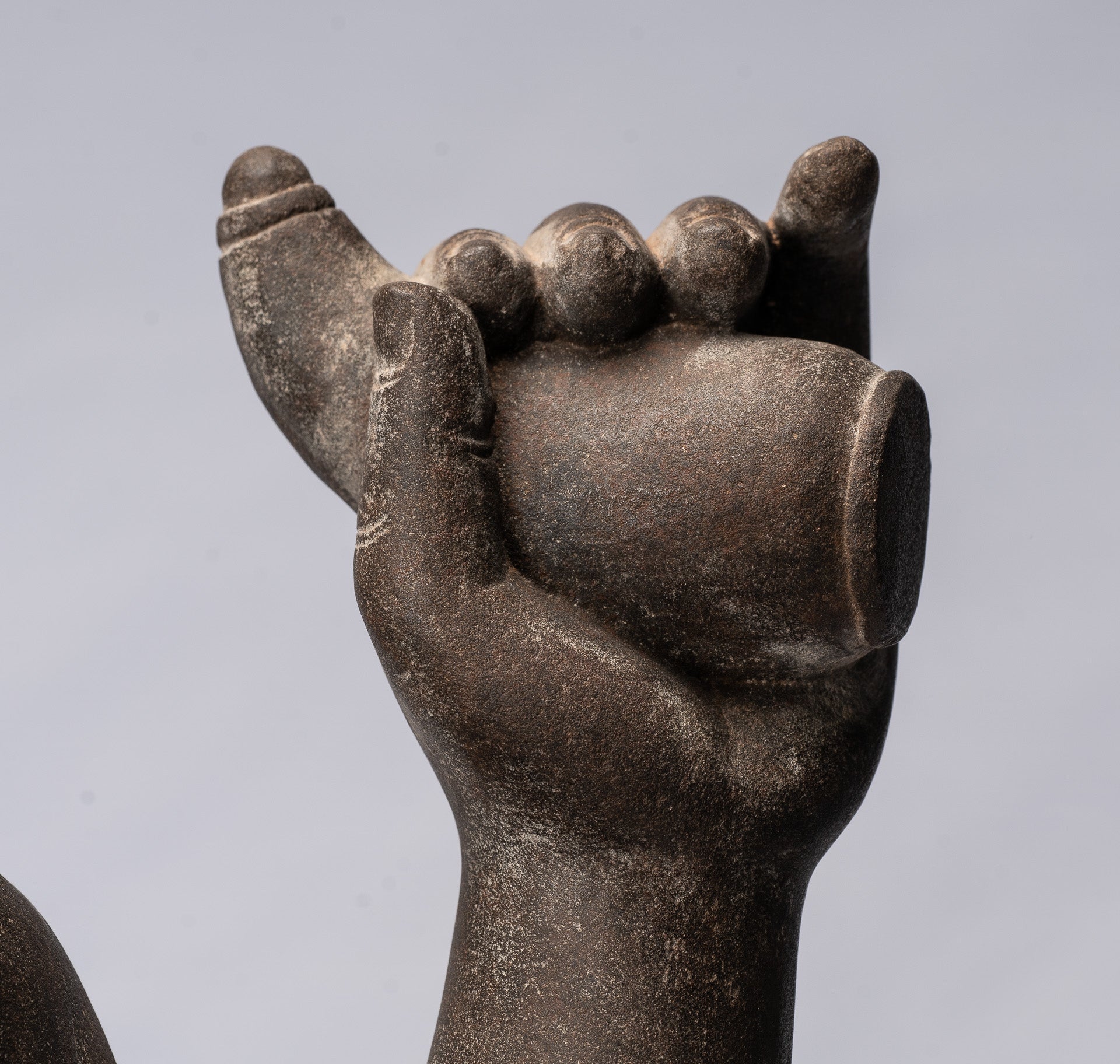 Antique Khmer Style Stone Koh Ker seduto Bodhisattva Avalokitesvara Statua - 62 cm/25 "