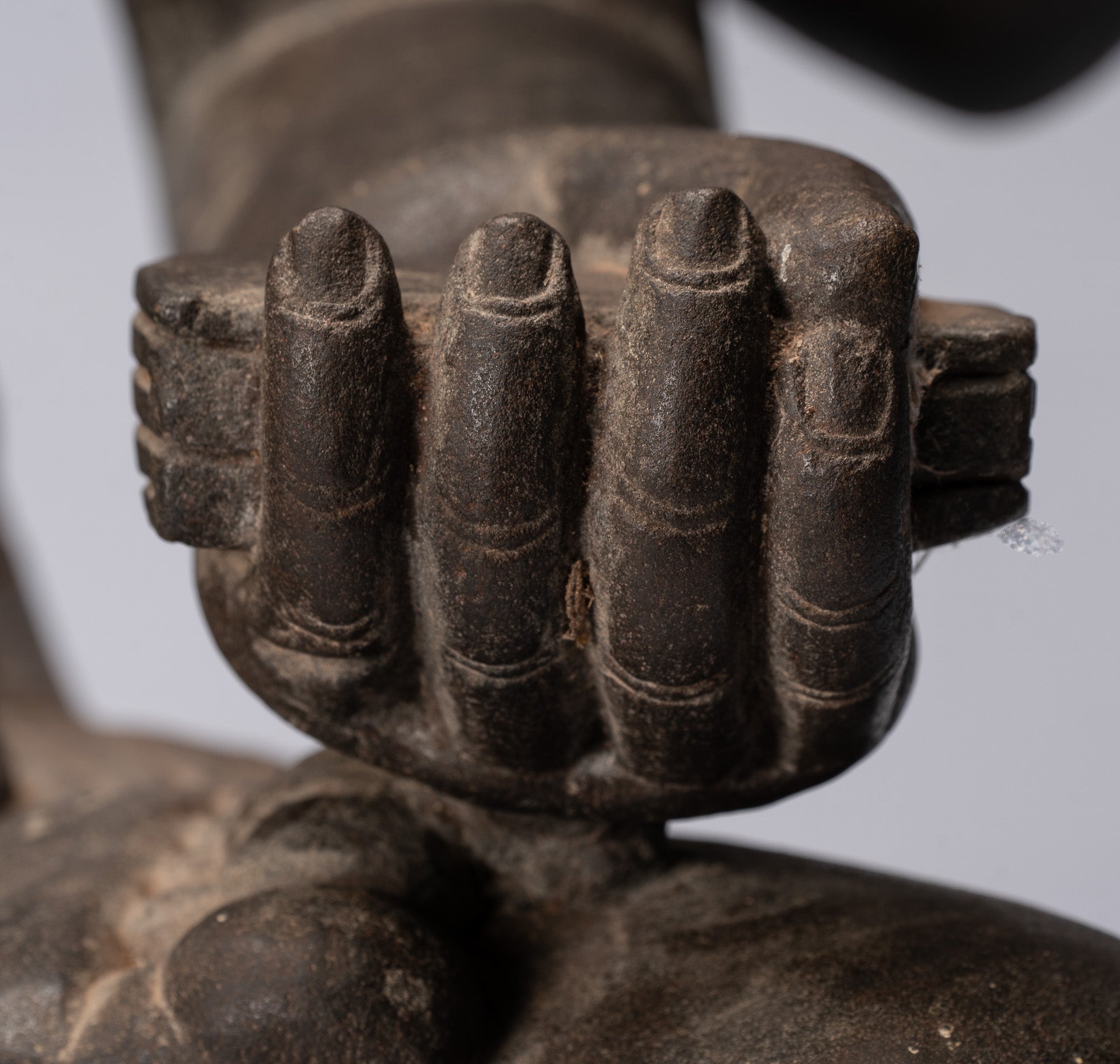 Antique Khmer Style Stone Koh Ker seduto Bodhisattva Avalokitesvara Statua - 62 cm/25 "