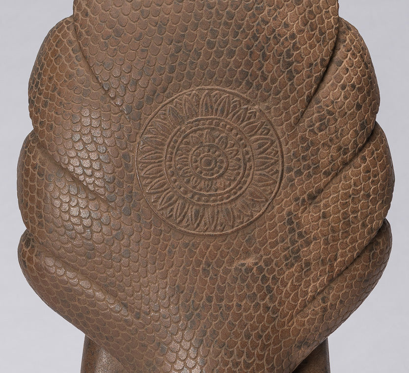 Statue de Bouddha – Bouddha de méditation Naga assis en pierre khmère antique de style Angkor Wat – 56 cm