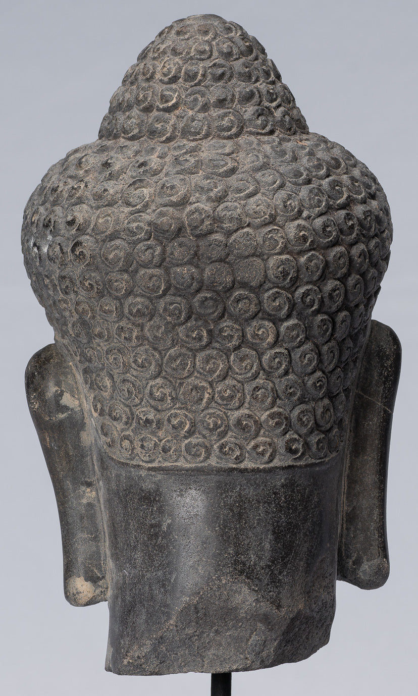 Statue de Shiva - Tête de Shiva en pierre noire de style khmer antique Yaksha et Yakshaswaroop - 31 cm/12"