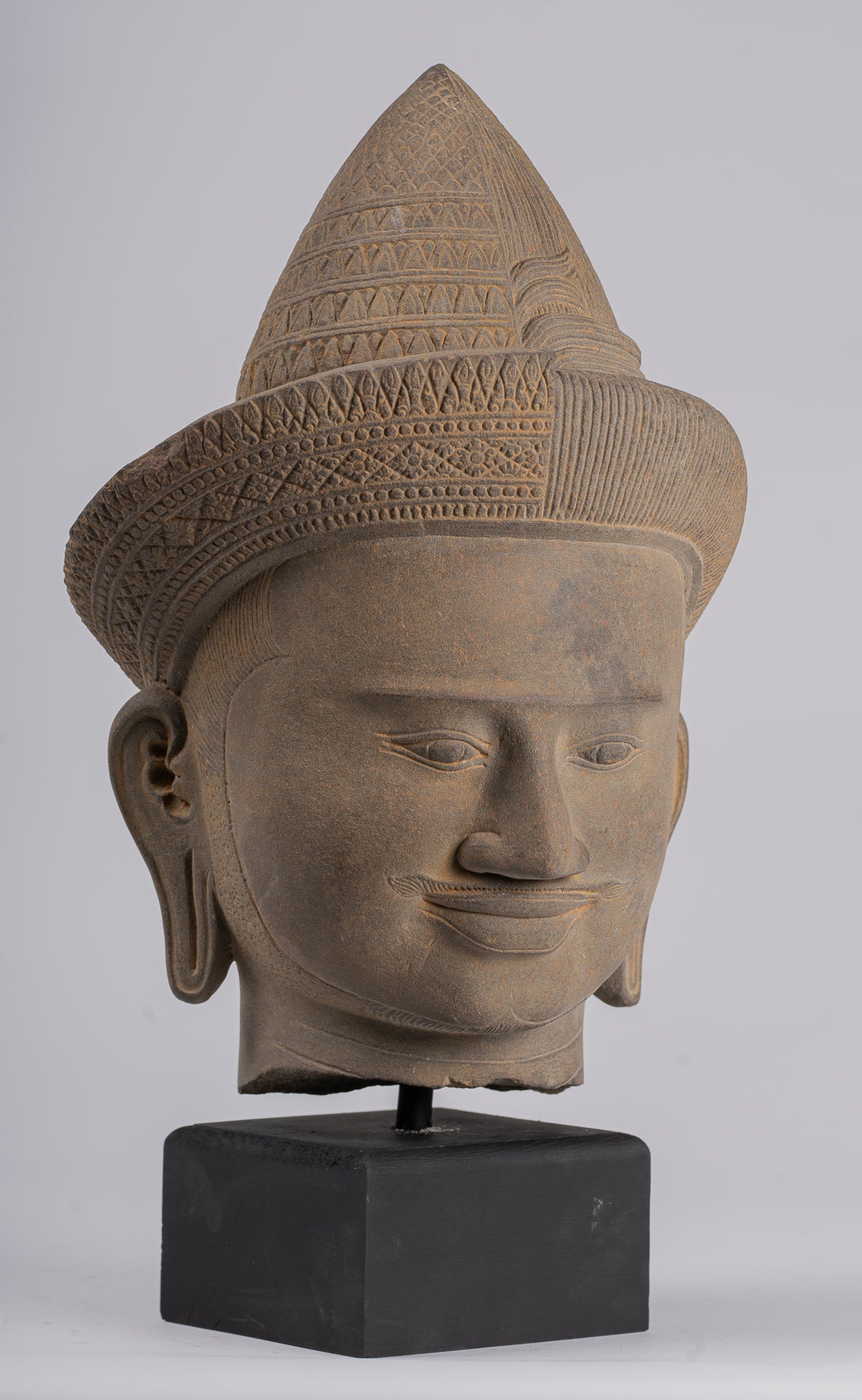 Vishnu Statue - Antique Baphuon Style Stone Mounted Khmer Vishnu Head - 43cm / 17"