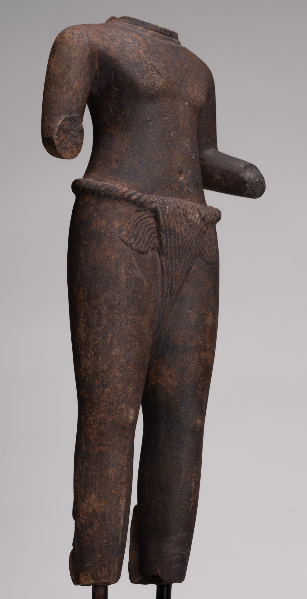 Male Statue - Antique Stone 8th Century Phnom Da Style Male Deity Torso (probably Vishnu) - 54cm / 22"