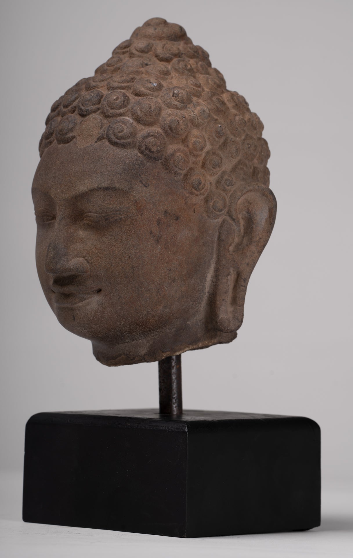 Buddha Statue - Antique Phnom Da Style Mounted Stone Khmer Buddha Head - 26cm/10" Tall