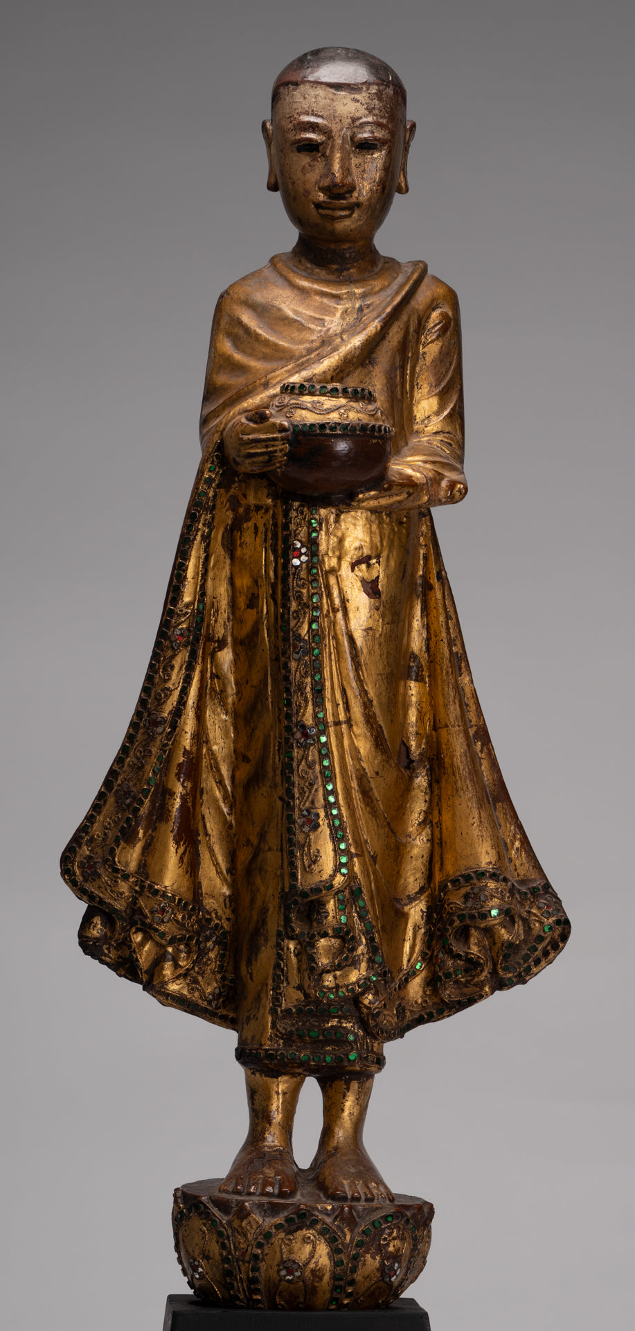 Statue de moine Mandalay en bois de style birman antique - 90 cm / 36 "