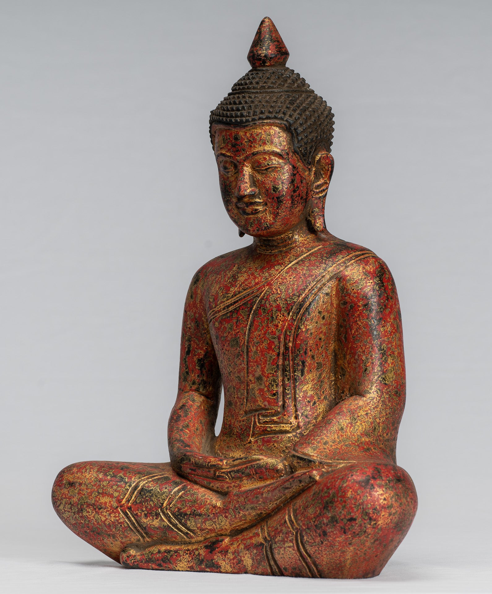 Sculpture de Bouddha – Statue de Bouddha assis en bois de style khmer antique Dhyana Méditation Mudra – 31 cm/12"
