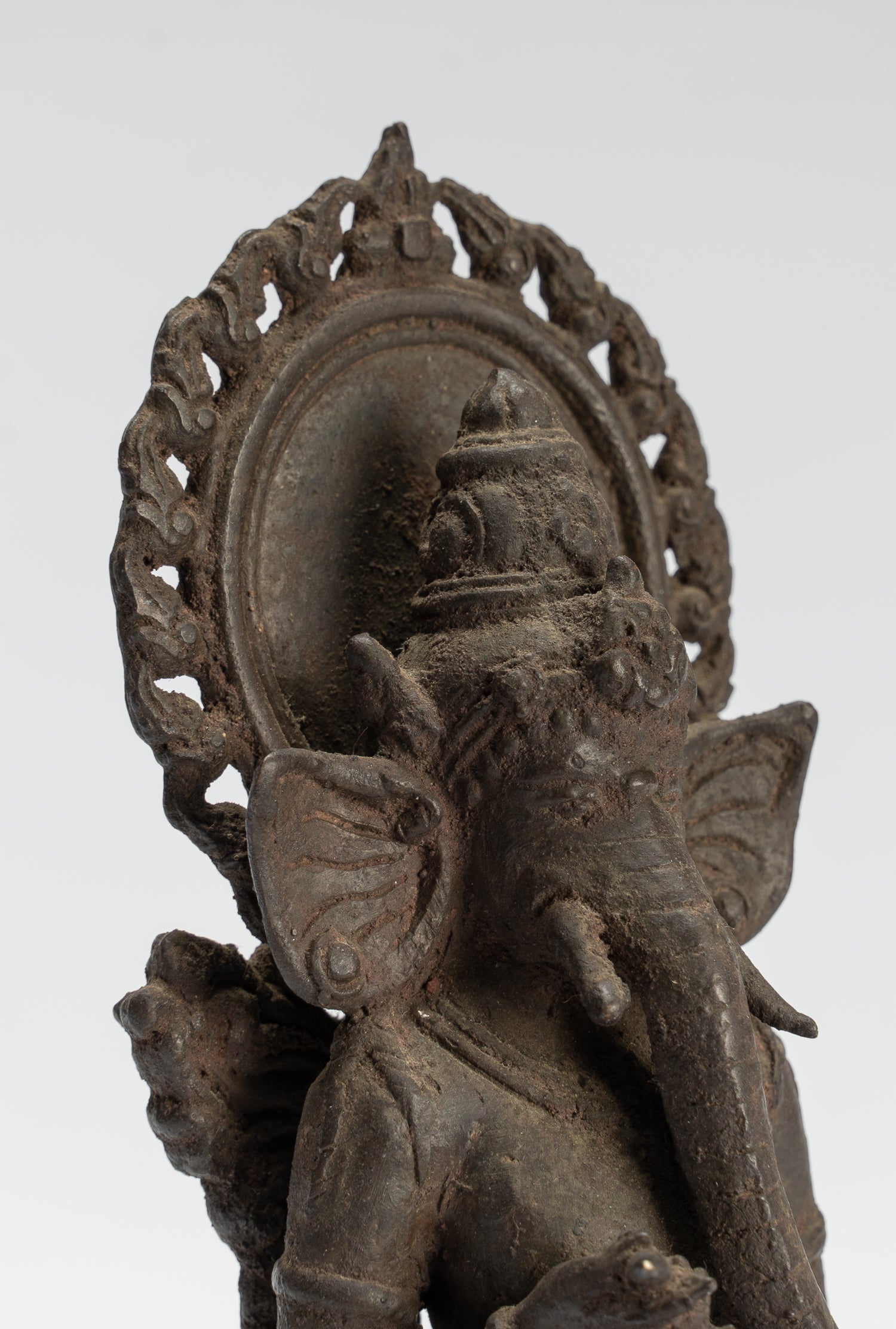 Estatua de Ganesha - Estatua de Ganesha indonesia de bronce de estilo javanés antiguo - 18 cm/7 "
