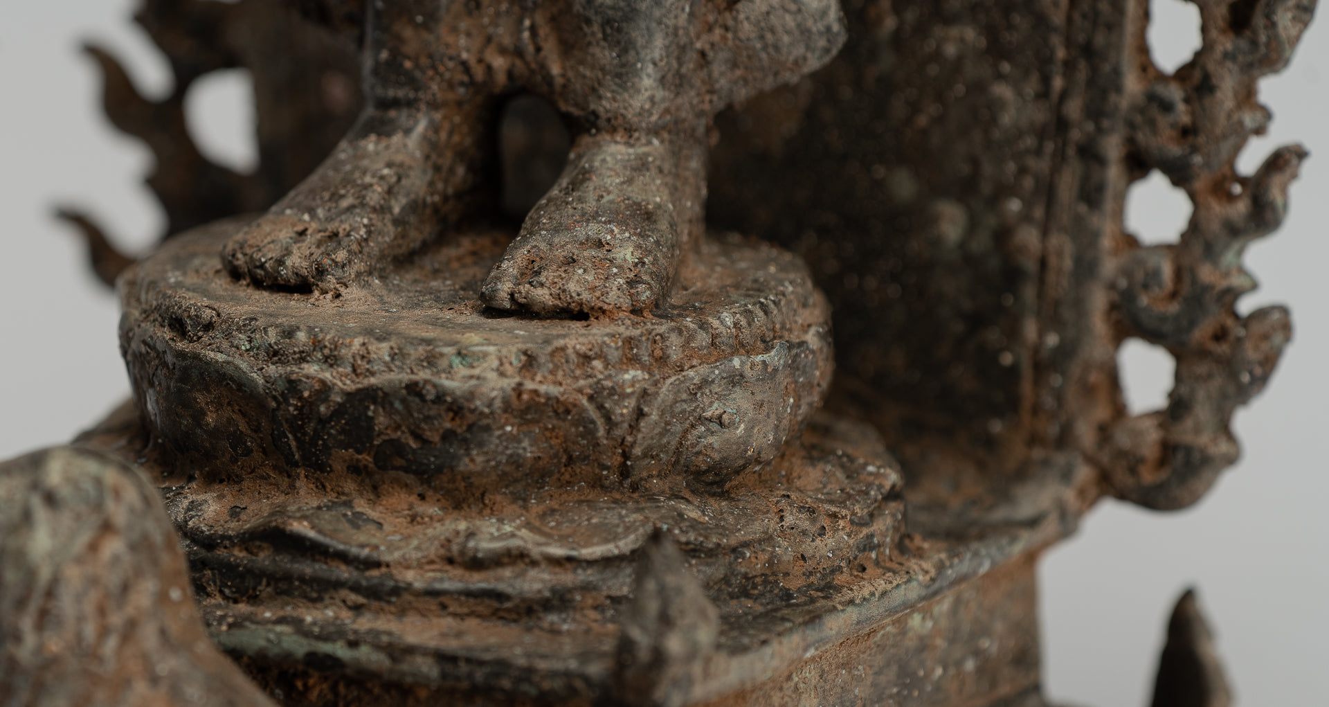 Brahma Statue. Antike indonesische Stil Majapahit Stehende Bronze Brahma Statue mit 32cm/13"