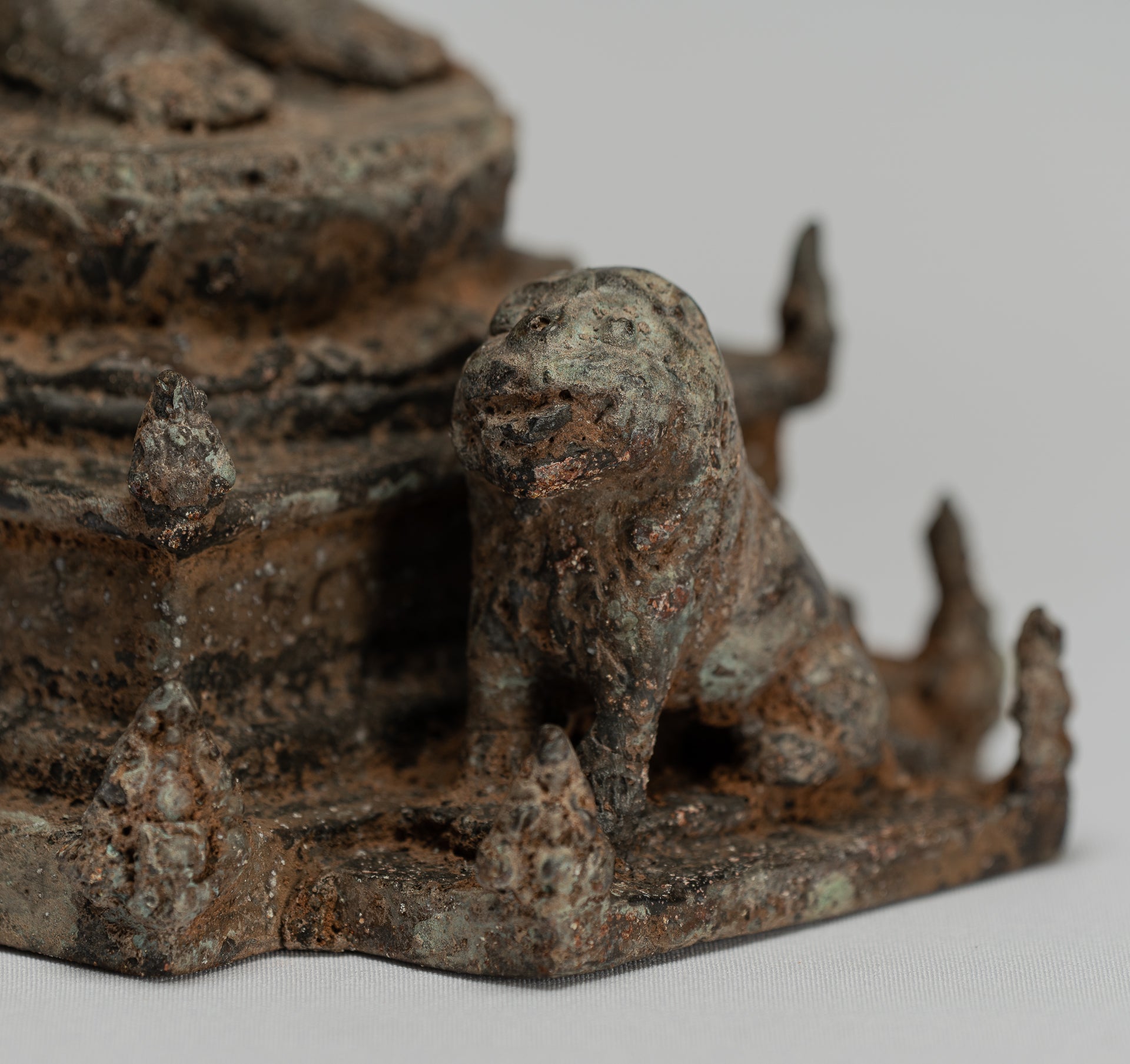 Brahma Statue. Antike indonesische Stil Majapahit Stehende Bronze Brahma Statue mit 32cm/13"