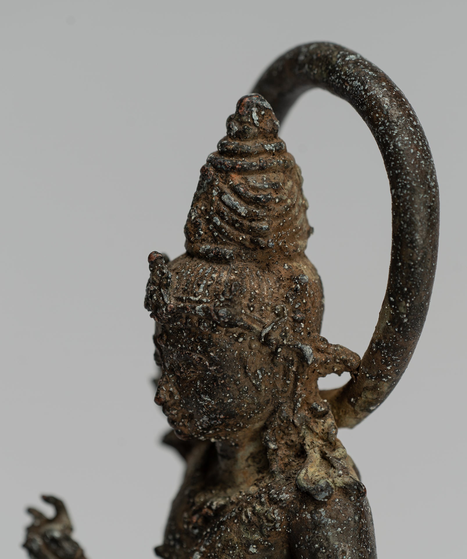 Estatua de Tara - Estatua de Bronce Devi Tara de bronce sentado de Majapahit antiguo de Java - 19cm/8 "