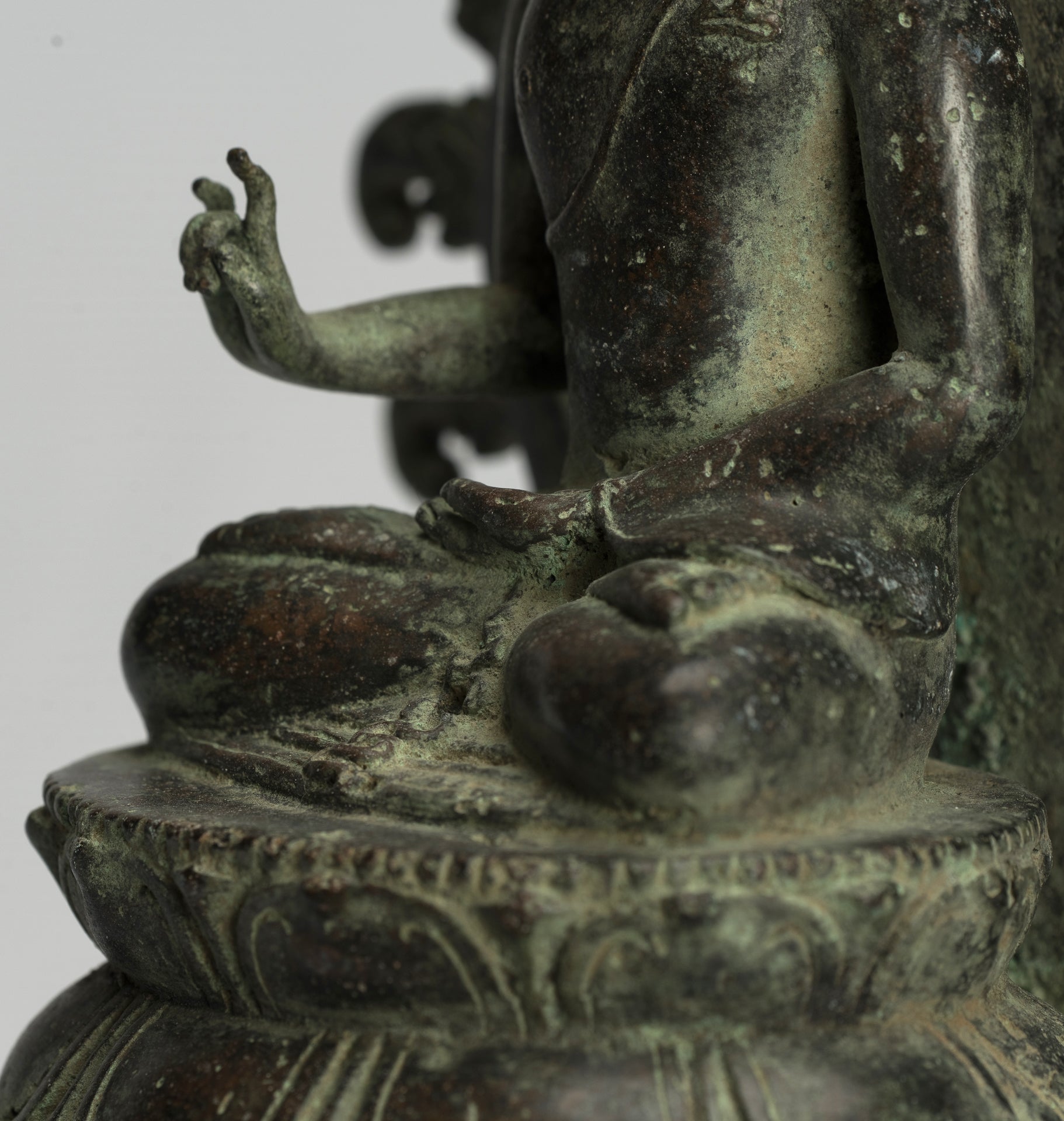 Statua del Buddha - Antique in stile indonesiano seduto in bronzo giavanese insegnamento Buddha - 25 cm/10 "