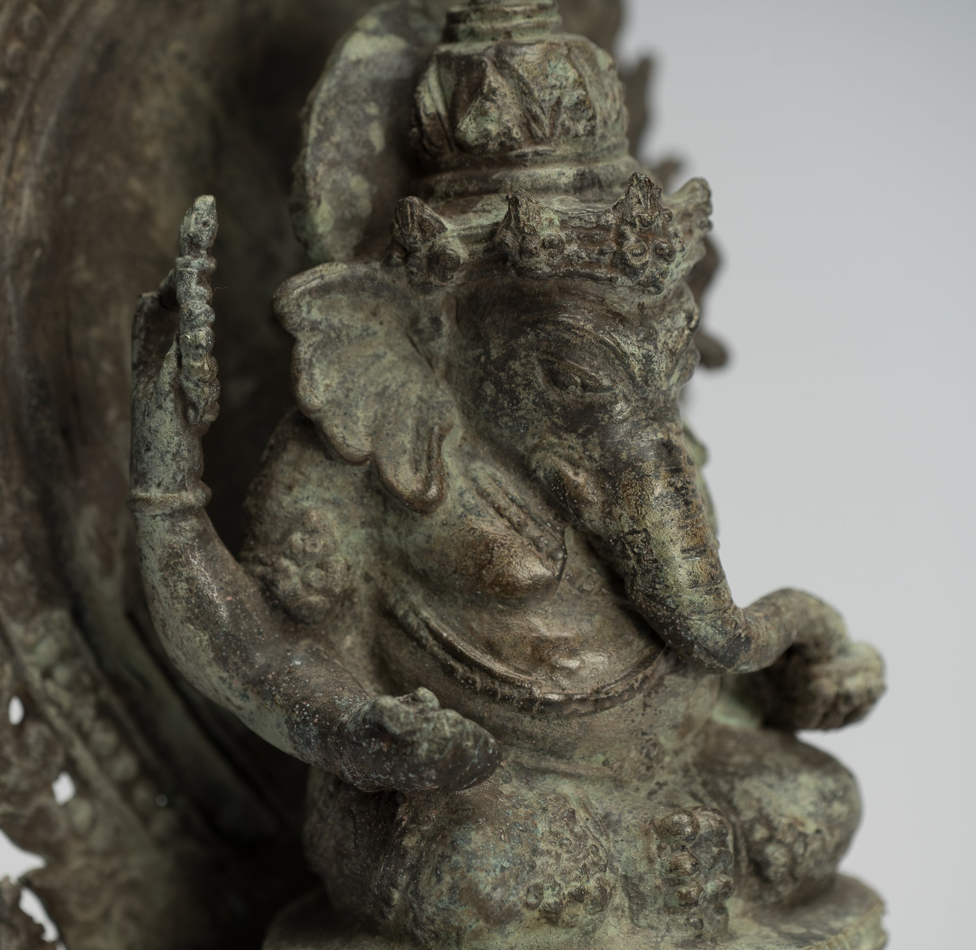 Statue de Ganesha - ancienne statue de Ganesha indonésienne en bronze de style javanais - 23cm / 9 "