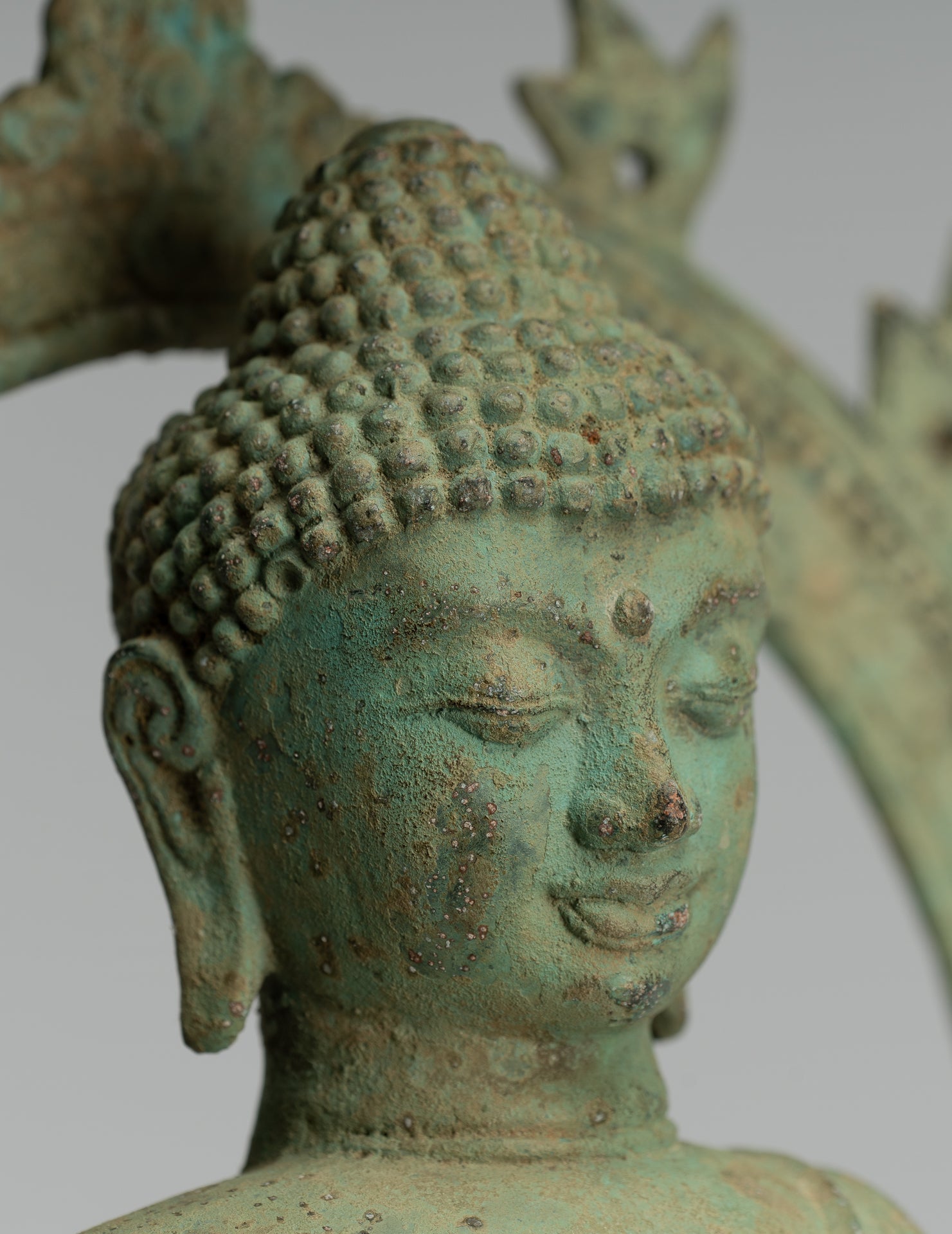 Statue de Bouddha – Bouddha d'enseignement javanais en bronze assis de style indonésien antique – 32 cm/13"