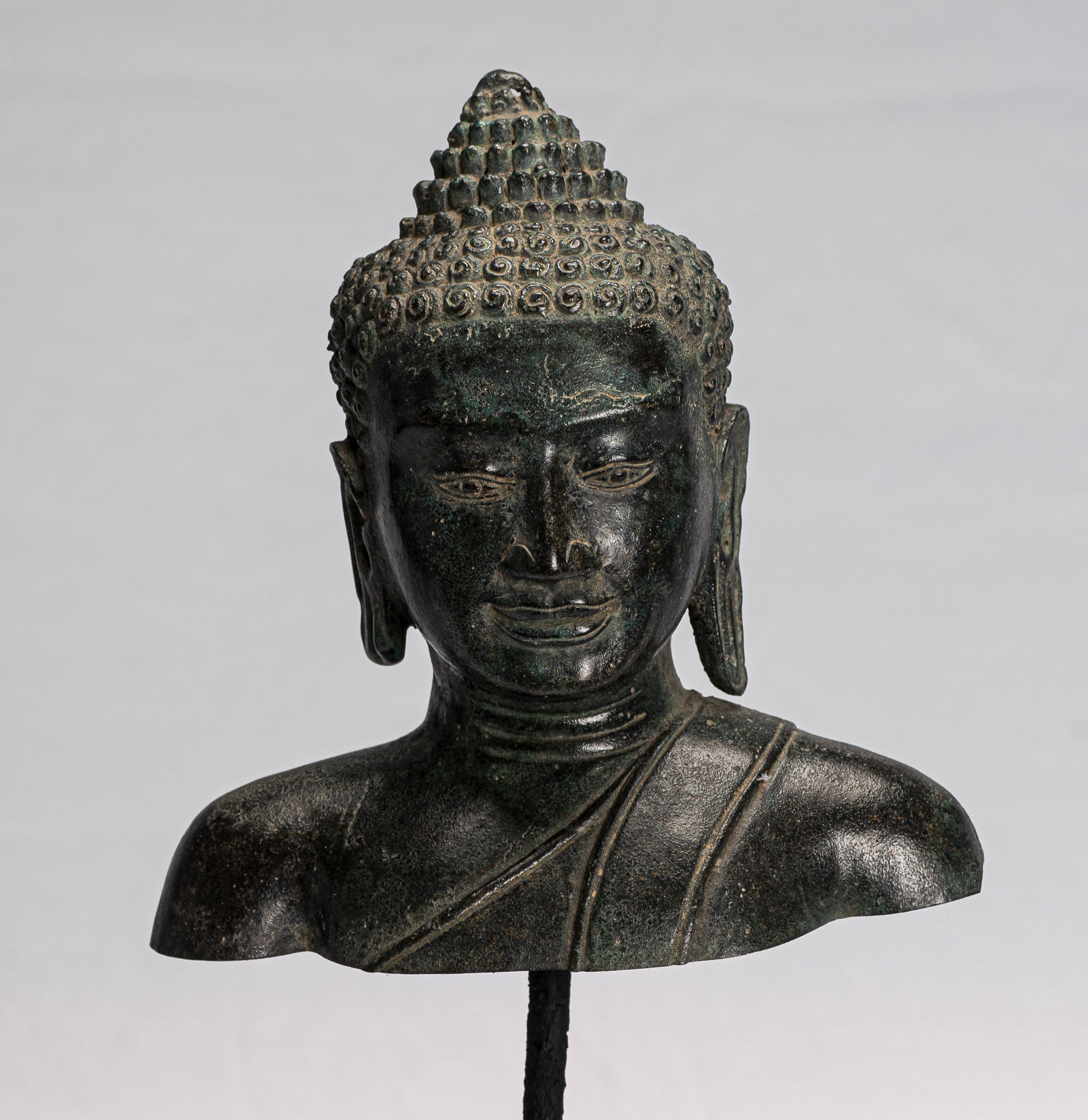 Statue de Bouddha – Statue de tête de Bouddha en bronze Dvaravati montée de style thaïlandais antique – 31 cm/12"