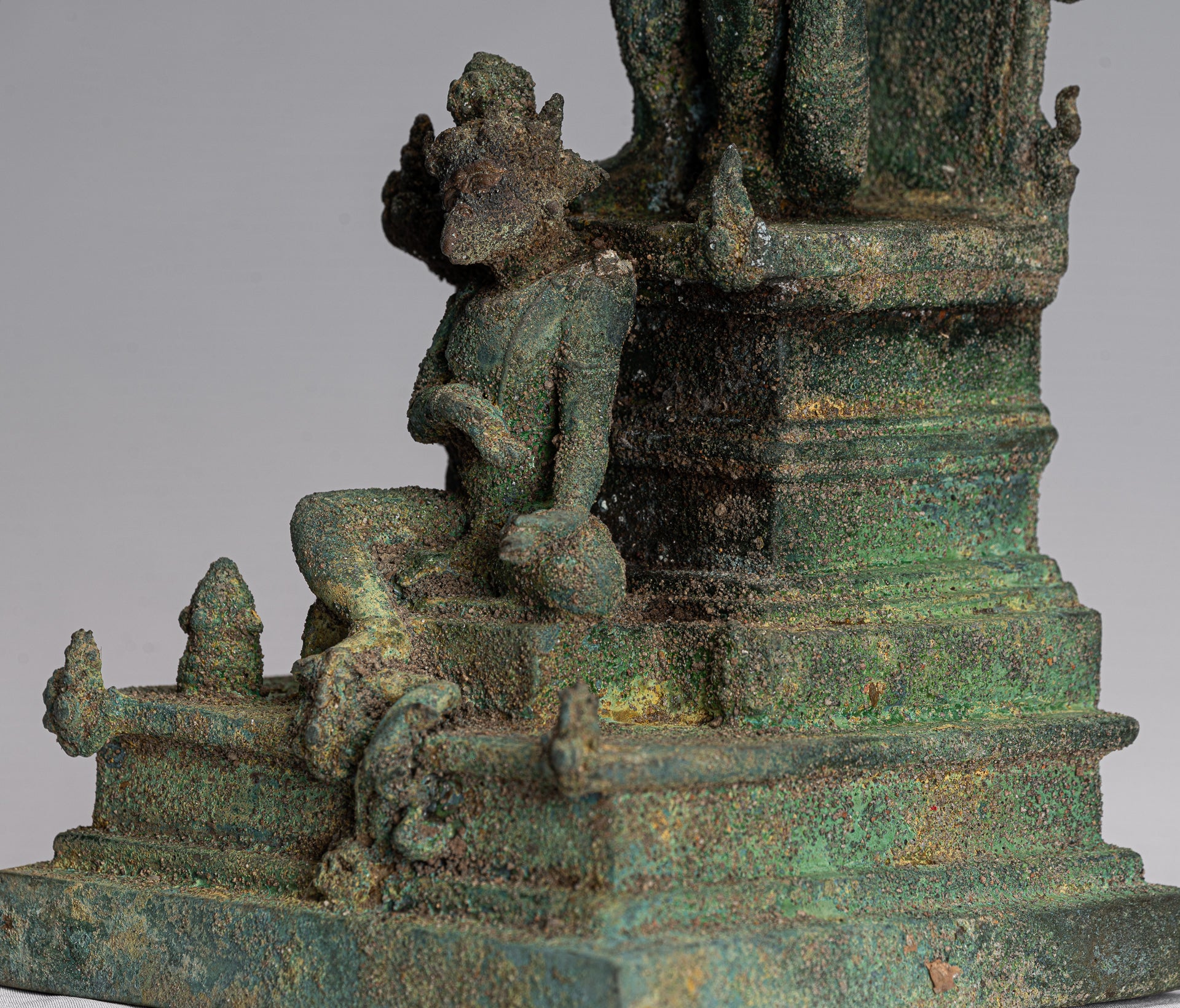 Vishnu - Estatua de bronce de alumno de estilo indonesio antiguo Majapahit Java de pie - 38 cm/15 "