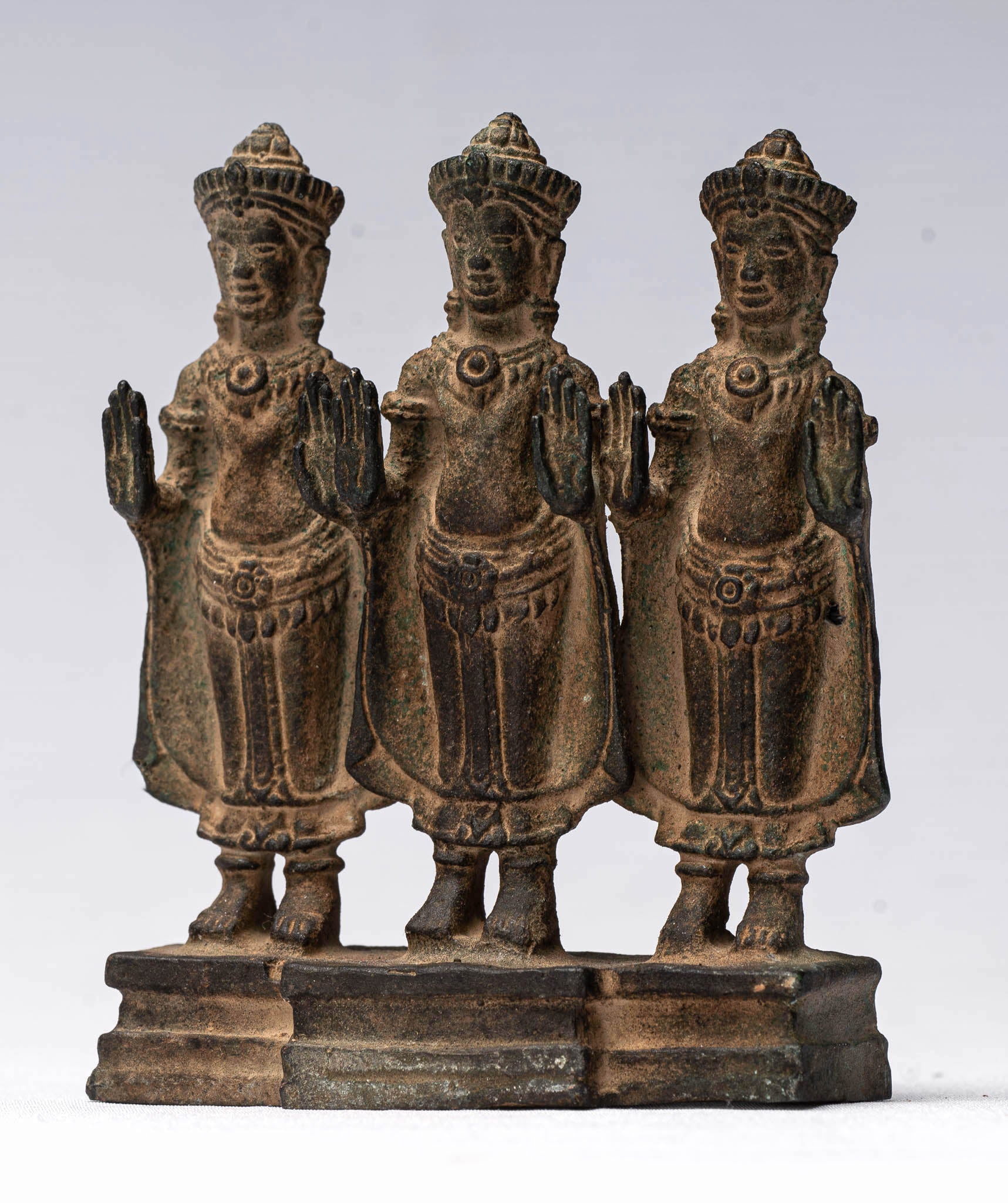 Statue de Bouddha – Triptyque de protection en bronze debout de style khmer antique – 10,5 cm