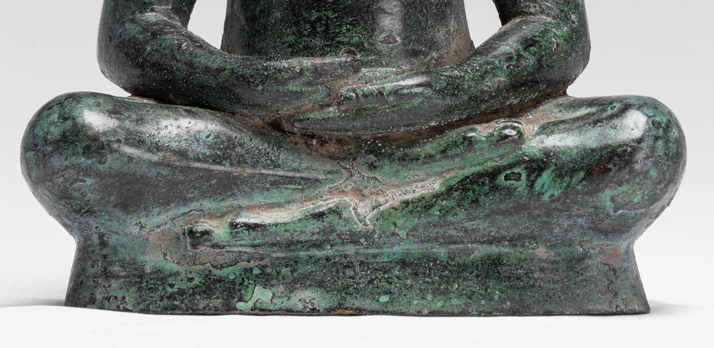 Antike sitzende Bronzestatue Jayavarman VII. aus Bronze im Khmer-Stil – 18 cm.