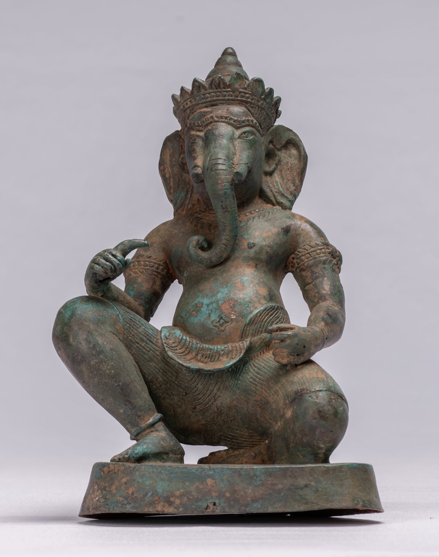 Ganesha-Statue – antike kniende Ganesh-Statue aus Bronze im thailändischen Stil – 25 cm.