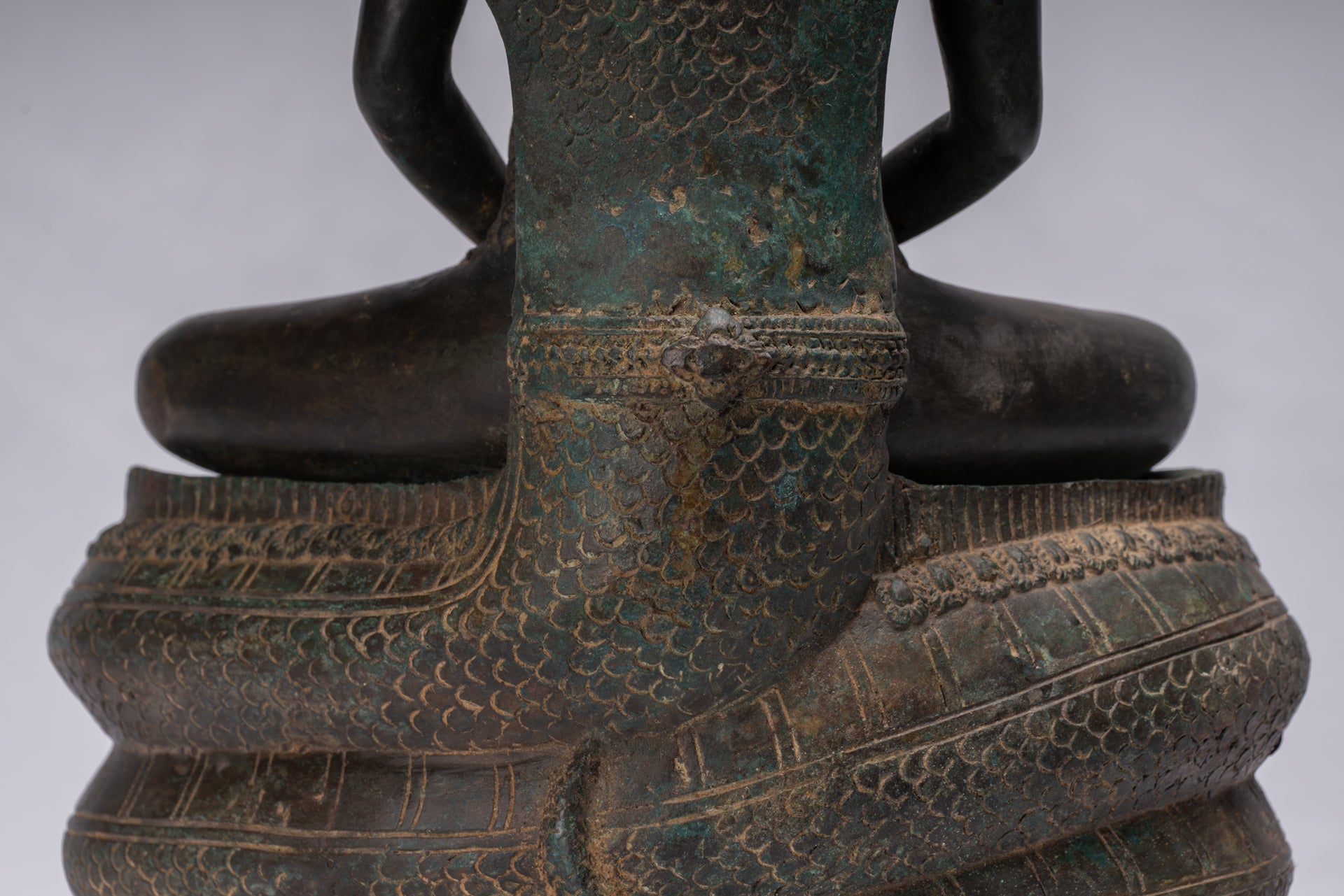 Statue de Bouddha-Antique Thaï Style Bronze Seated Meditation Naga Bouddha Statue-66cm/26 "