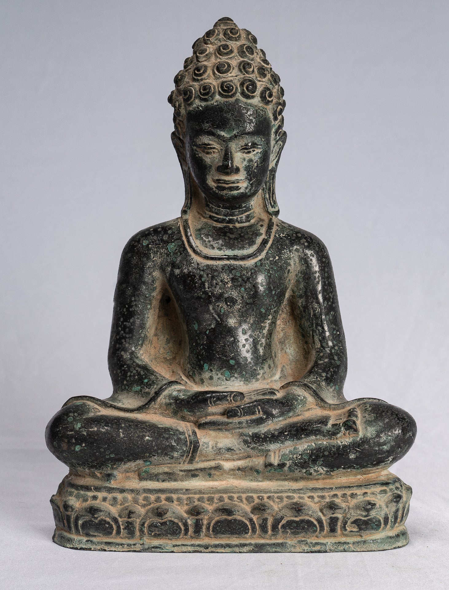 Statue di Buddha - Antique Khmer Style Seduto in bronzo da Phnom Da Meditation Statue Buddha - 20 cm/8 "