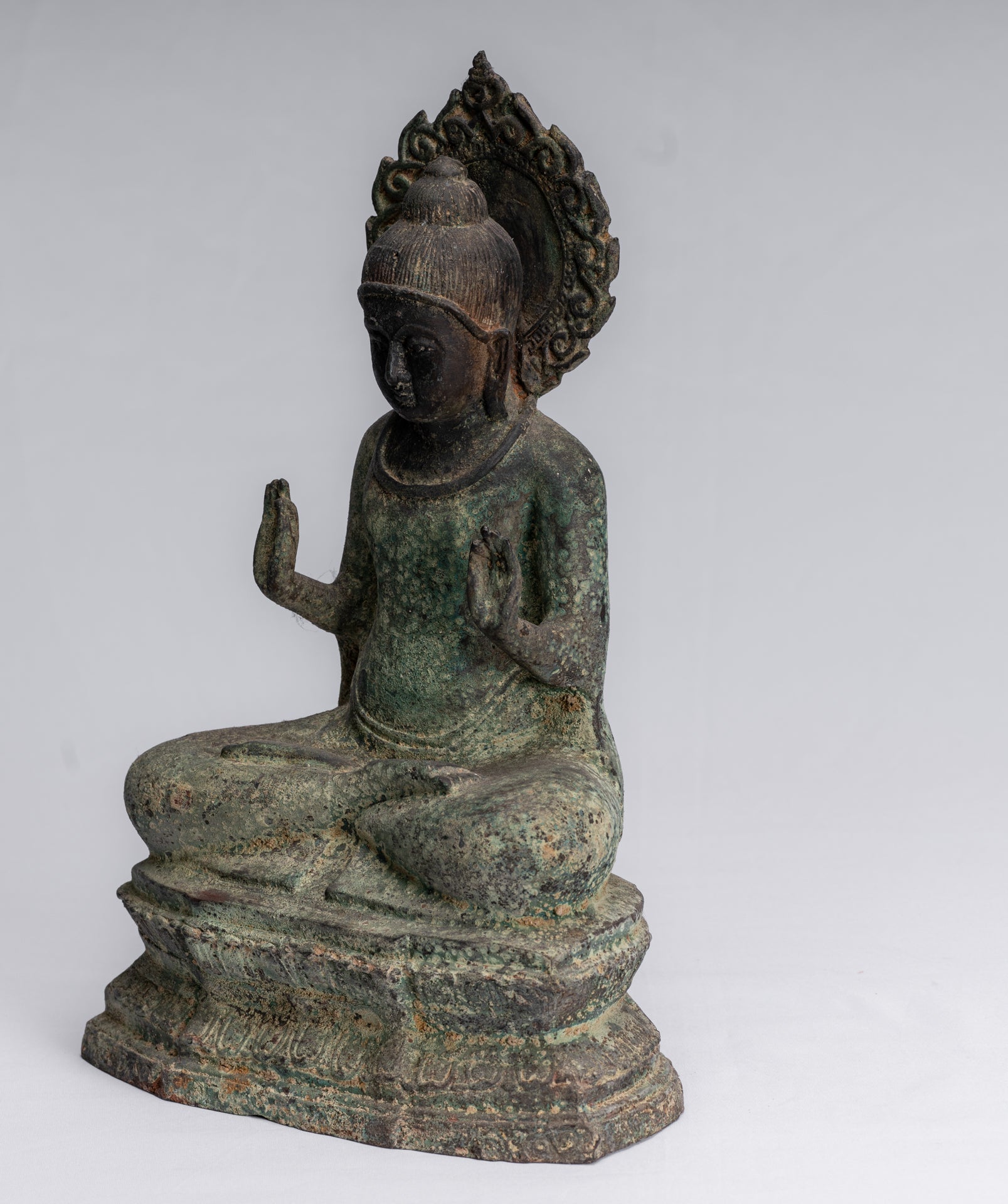 Estatua de Buda - Estatua de Buda de Protección de Bronce Sentada de estilo japonés antiguo - 34 cm/14 "