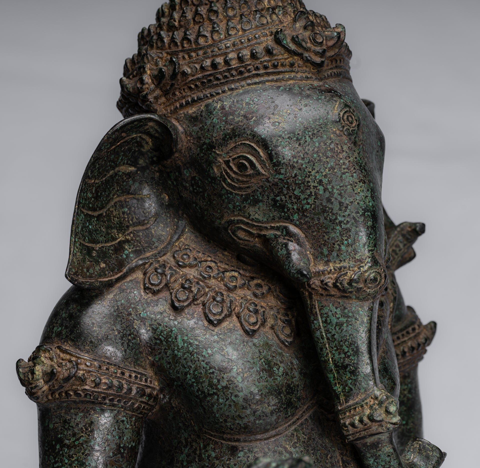 Statue de Ganesha - ancienne statue de Ganesha en bronze de style khmer - 57 CM / 23 pouces