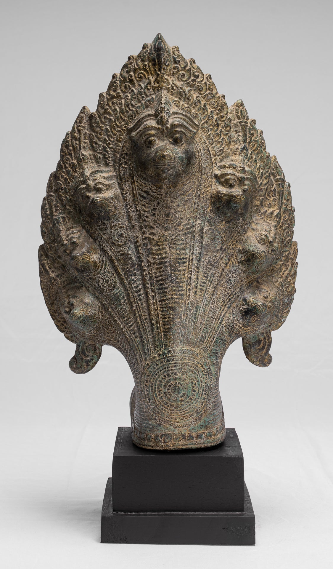 Statua Naga - Antique Khmer in stile Khmer protettivo di bronzo Naga, serpente o statua a serpente - 54 cm/22 "