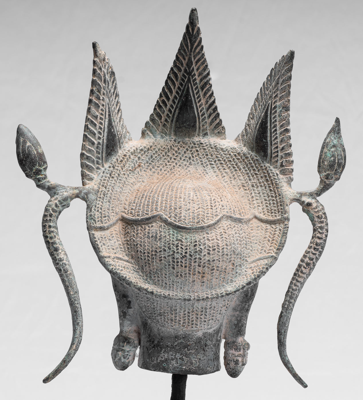 Apsara-Antique Khmer Style Bronze Angkor Wat Apsara or Angel Statue-39cm/16 "