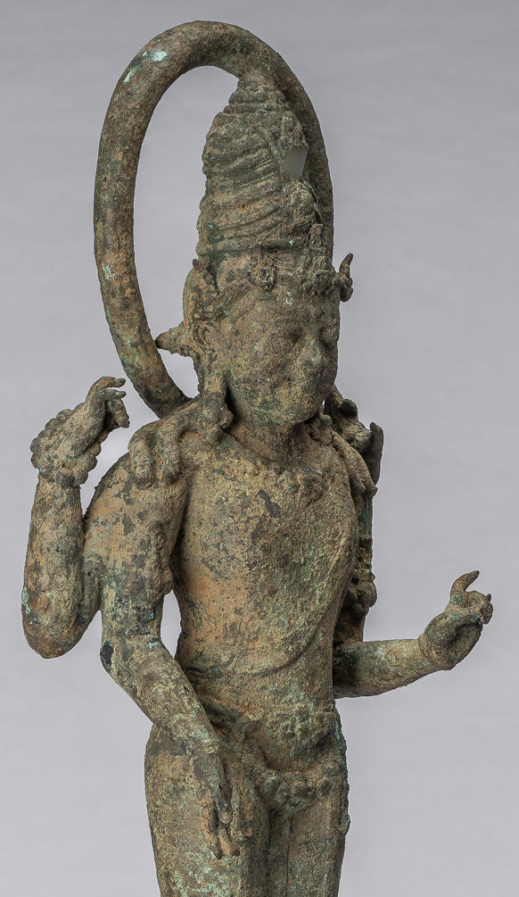 Vishnu – Statue de Vishnu debout en bronze de style indonésien antique Majapahit Java – 51 cm/20"
