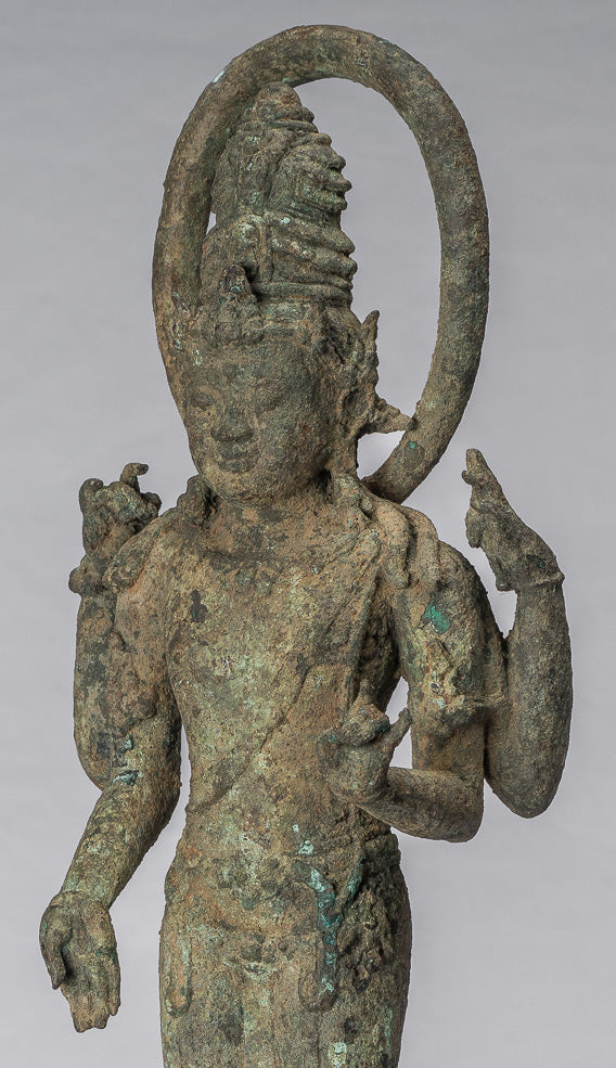 Vishnu – Statue de Vishnu debout en bronze de style indonésien antique Majapahit Java – 51 cm/20"