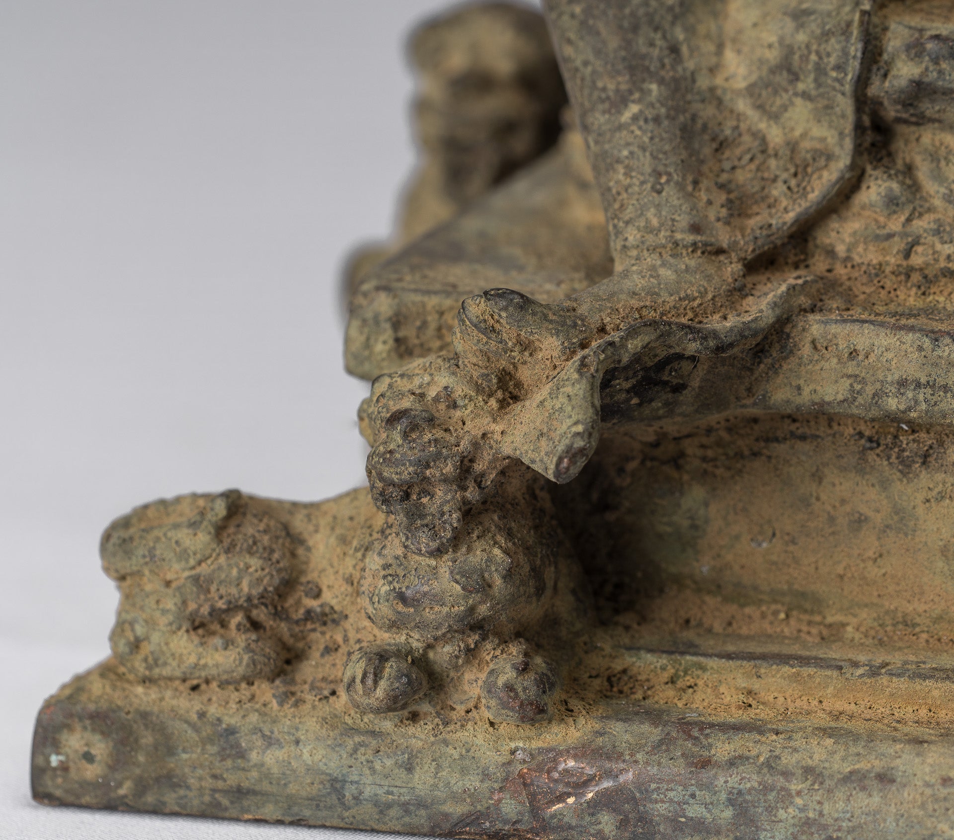 Statue de Bouddha - ancien style indonésien assis bronze Java enseignement Bouddha - 18cm / 7 "