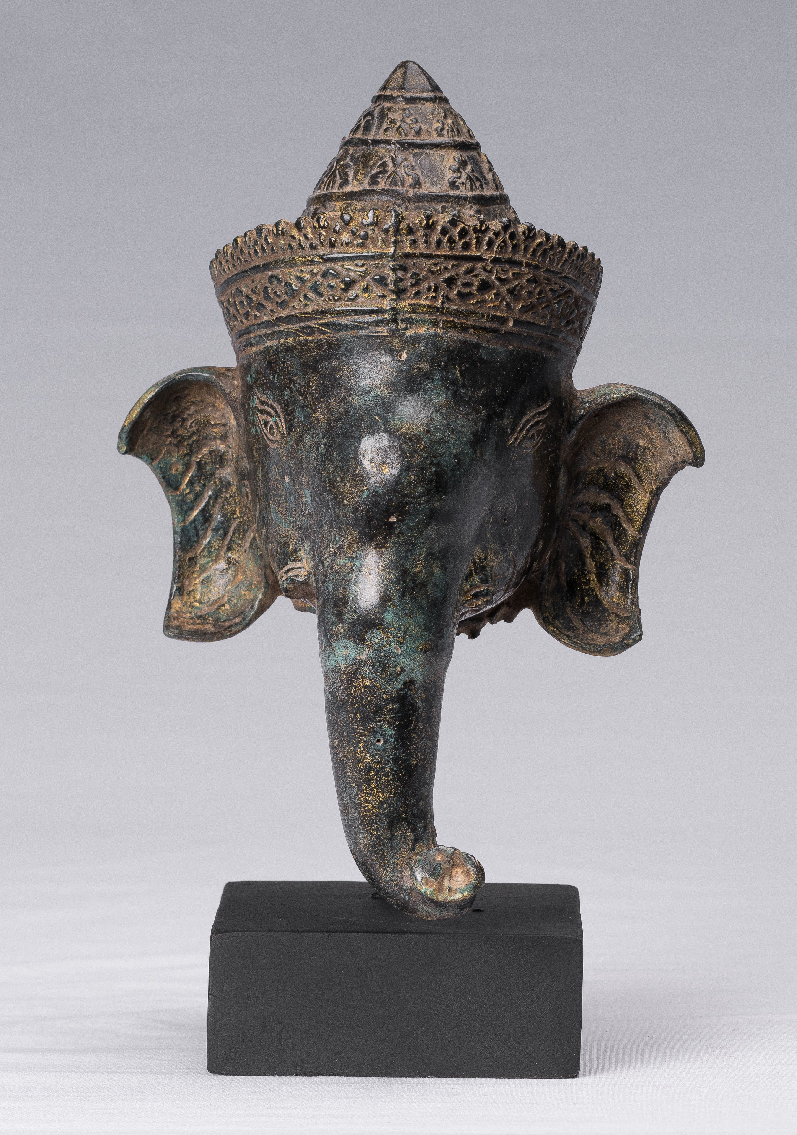 Elephant-Antique Khmer Style Bronze Bayon Style Elephant Statue-29cm/12 " Tall