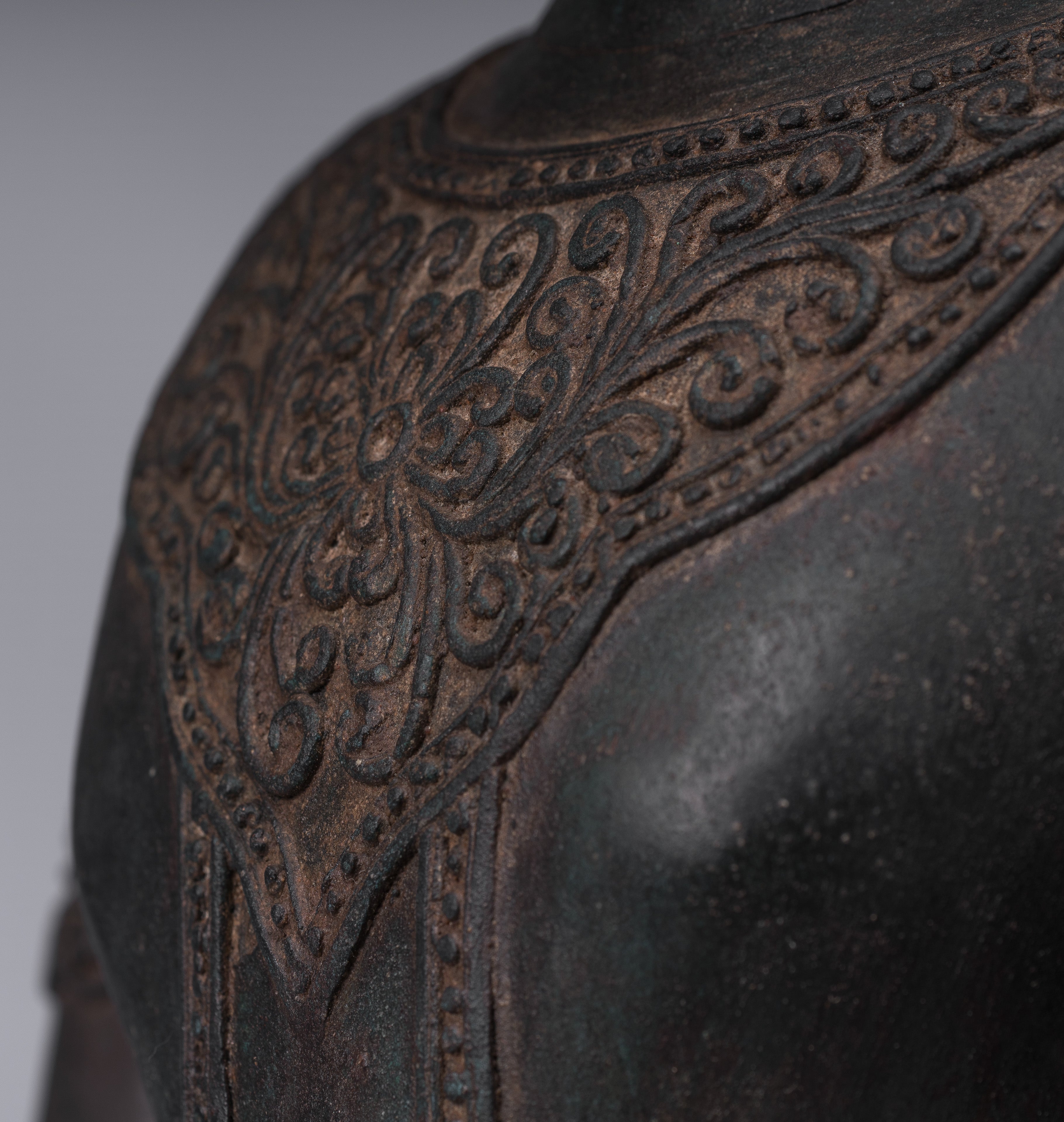 Estatua de Buda - Estatua de estilo tailandés antiguo Ayutthaya Estatua de Buda de la Ilustración Sentada - 66 cm/26 "