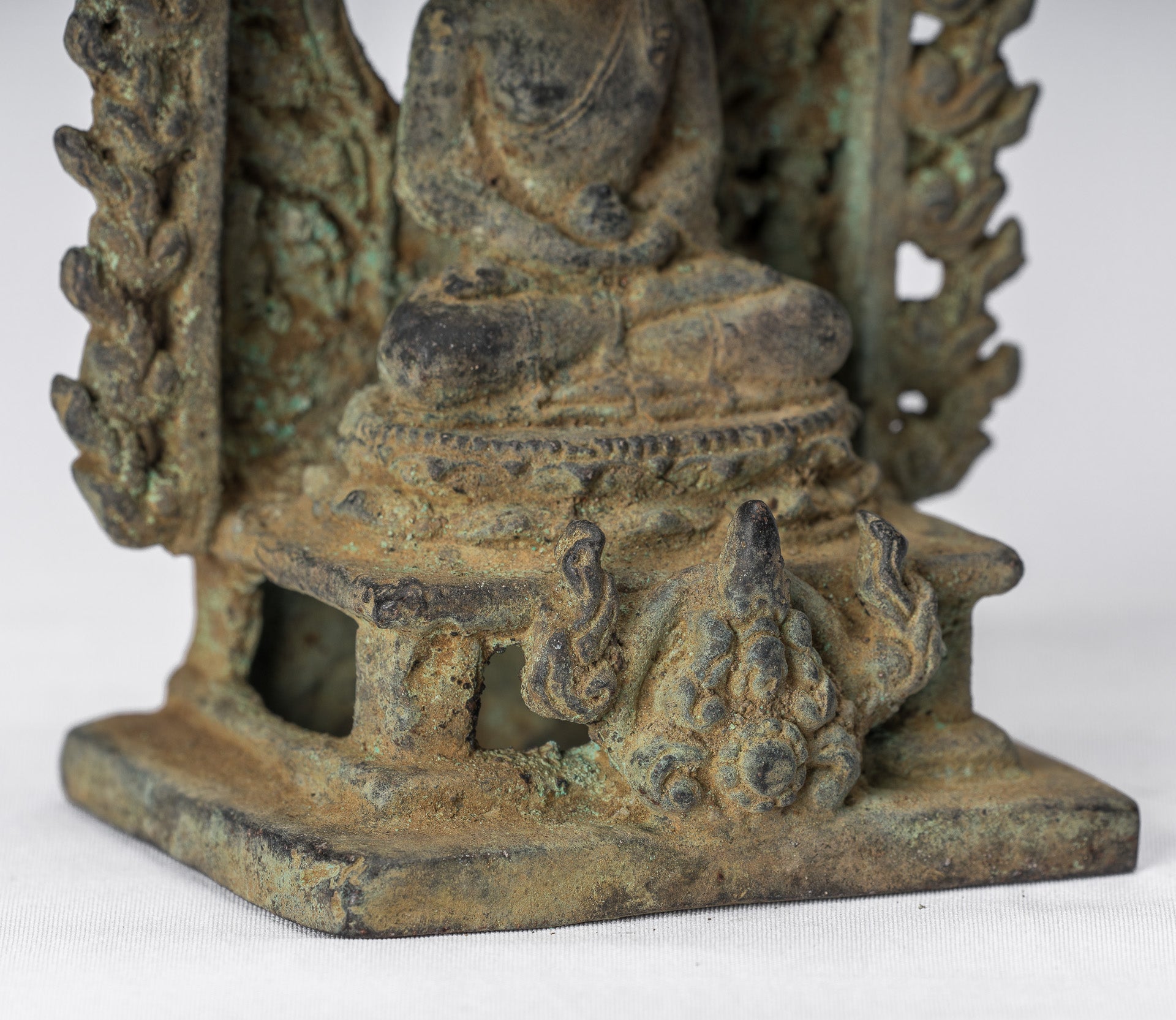 Statue di Buddha - Antique in stile indonesiano Bronzo Javanese Amitabha Buddha Statua - 13,5 cm/5 "