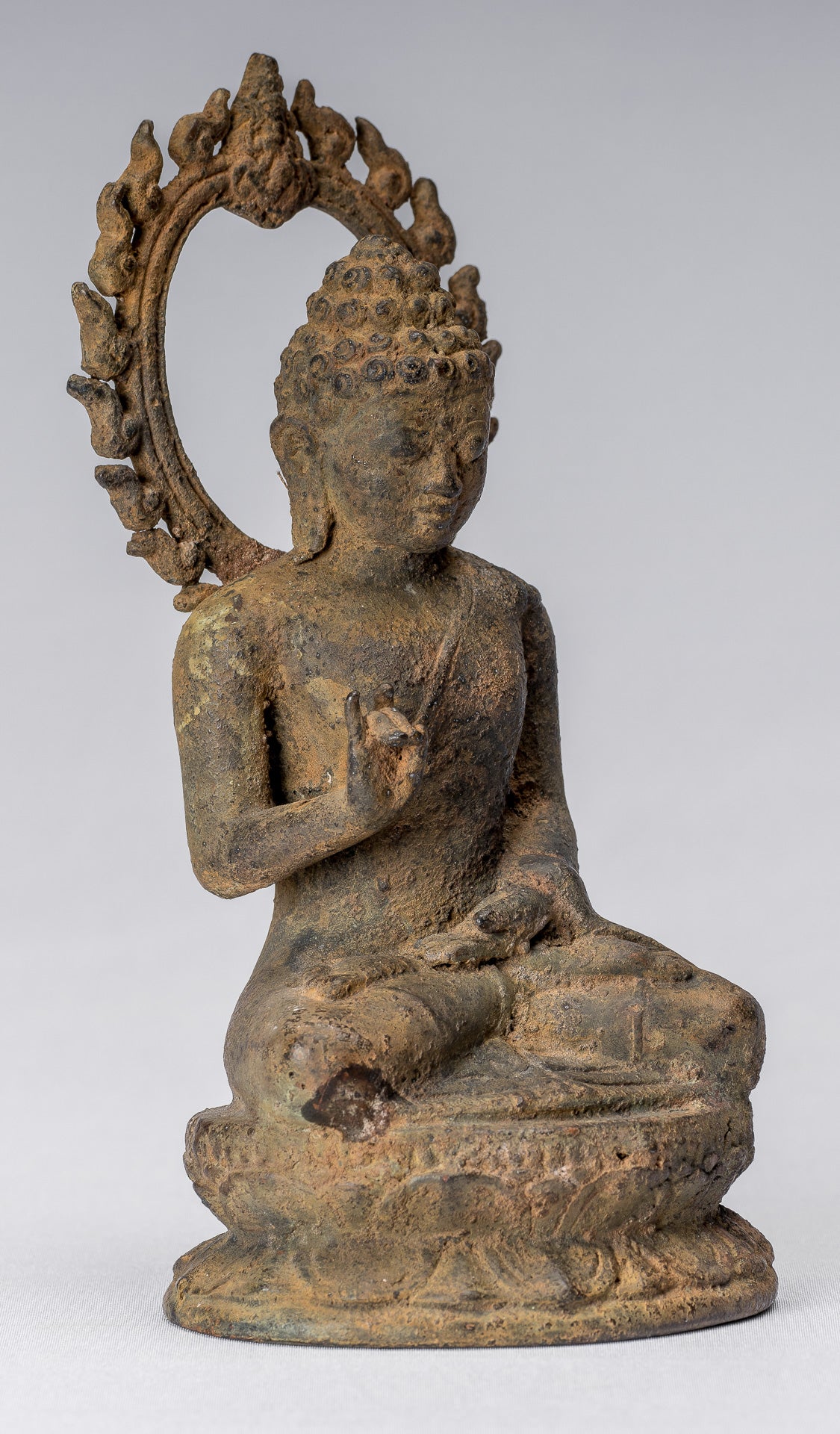 Estatua de Buda - Estilo indonesio antiguo de bronce asentado Javanese Buda - 19cm/8 "