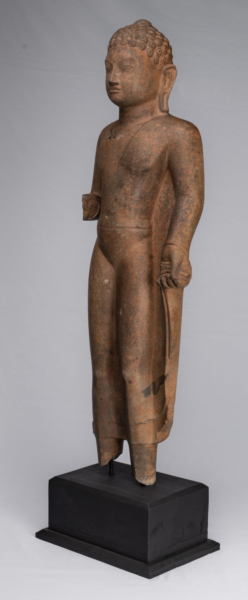 Statue de Bouddha – Statue de Bouddha Dvaravati en pierre debout de style thaïlandais antique – 100 cm de haut
