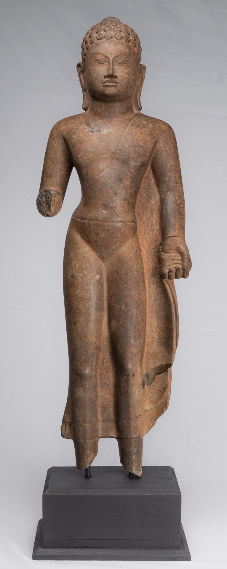 Statue de Bouddha – Statue de Bouddha Dvaravati en pierre debout de style thaïlandais antique – 100 cm de haut