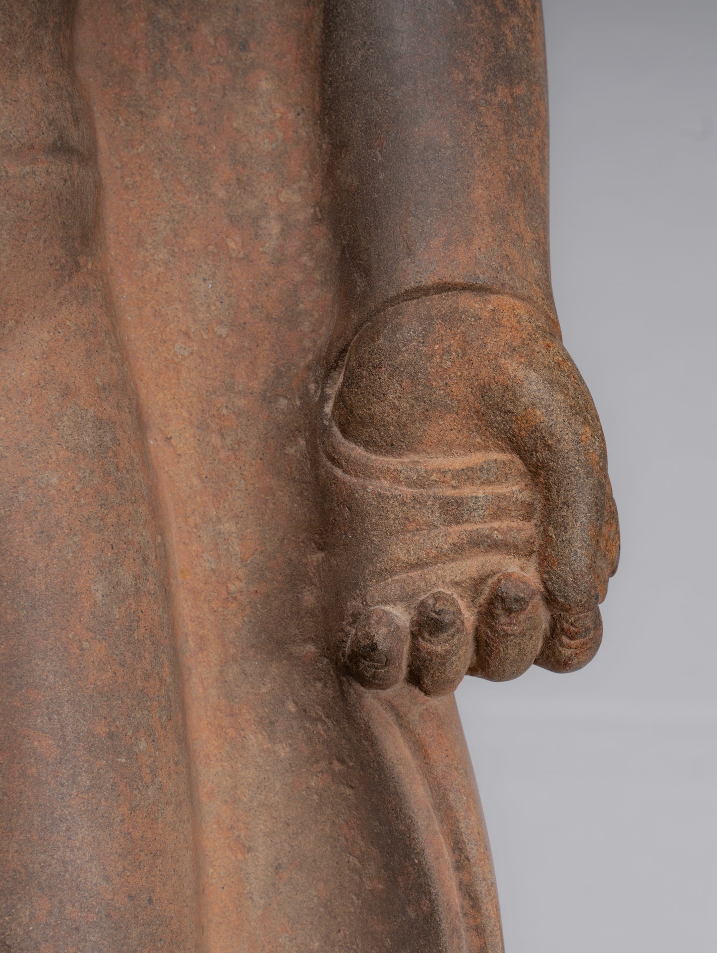 Statue de Bouddha – Statue de Bouddha Dvaravati en pierre debout de style thaïlandais antique – 100 cm de haut