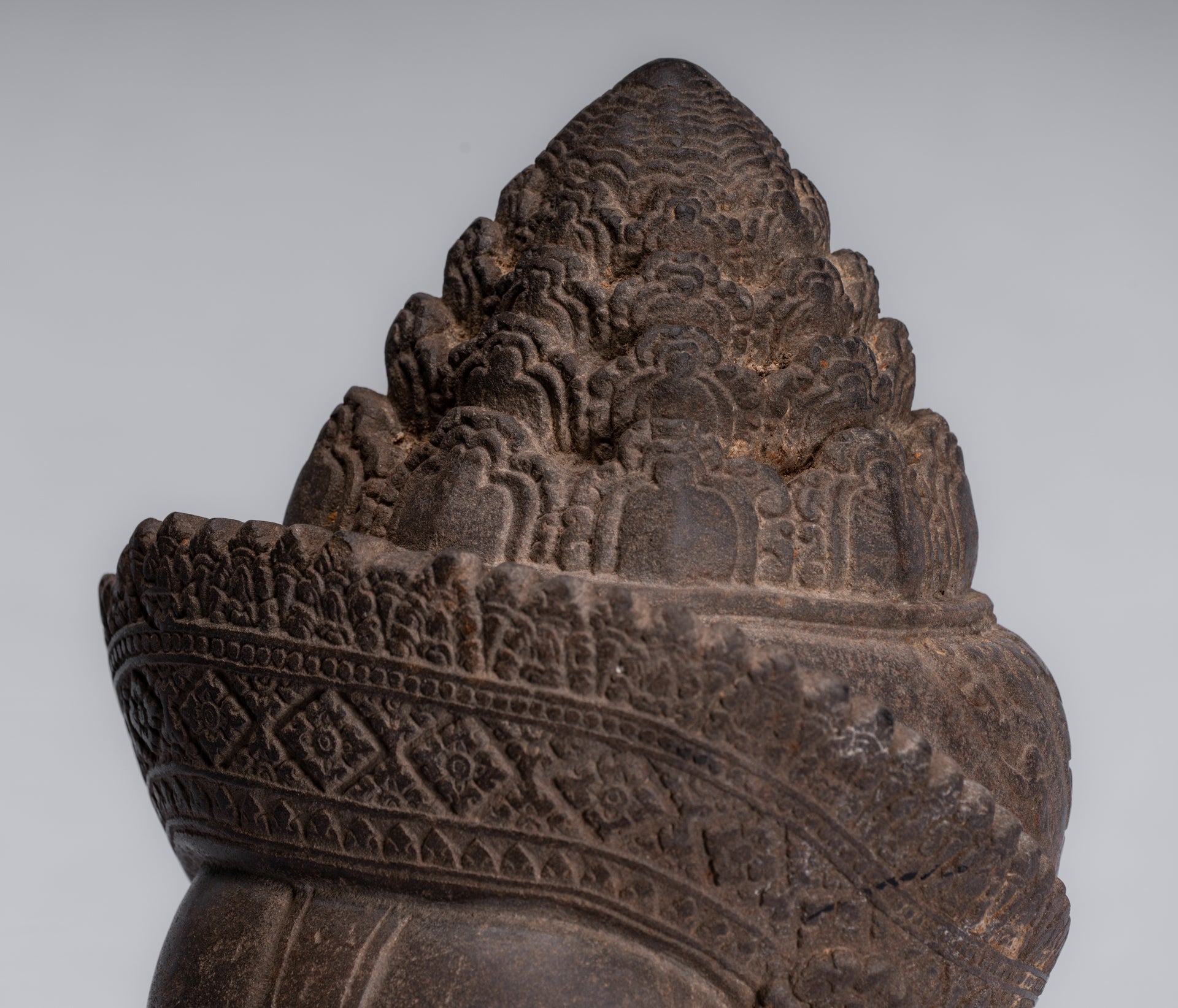 Wächterstatue – antiker Khmer-Stein, Angkor Wat-Stil, Yaksha-Tempelwächter – 37 cm.