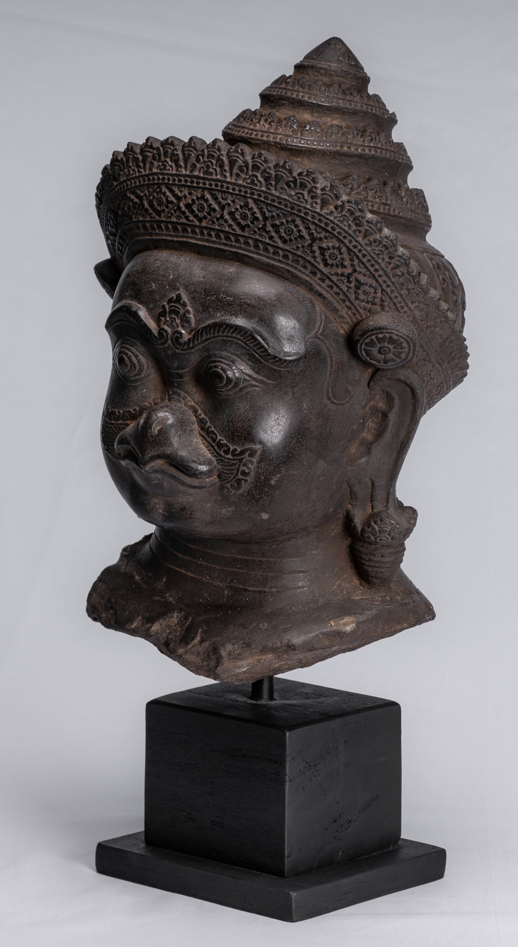 Garuda-Statue – antike Banteay-Srei-Stil-Stein-Khmer-Garuda-Vishnu-Statue – 46 cm/18 Zoll