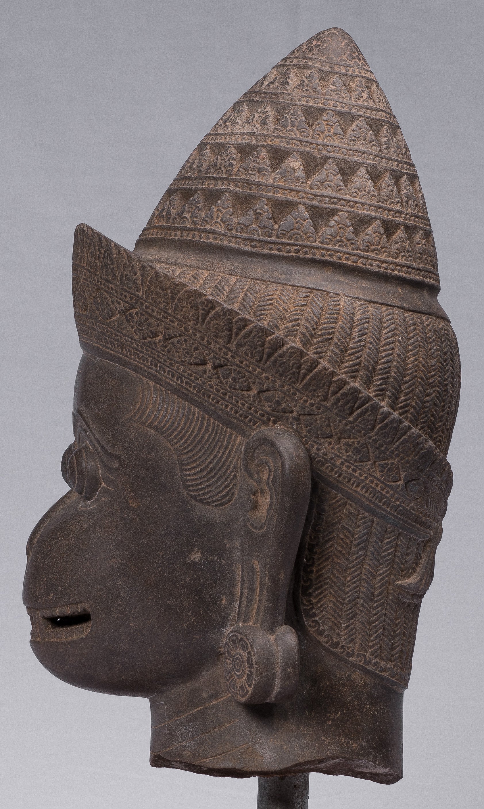 Antique JMER Style Stone Banteay Srei Hindu Dios Hanuman Estatua - 55 cm/22 "de alto